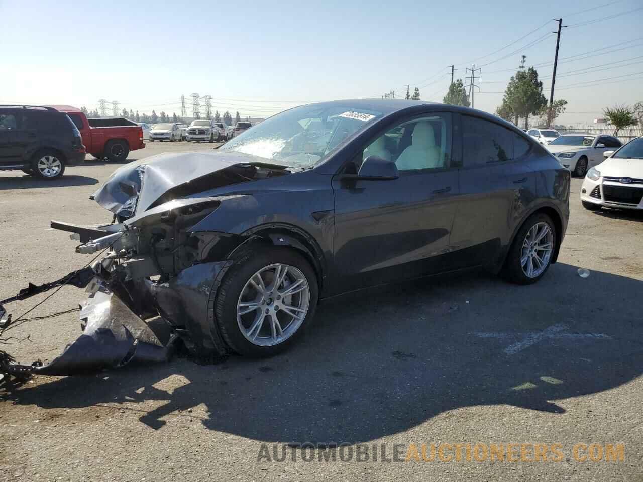 7SAYGDEE5RA233073 TESLA MODEL Y 2024