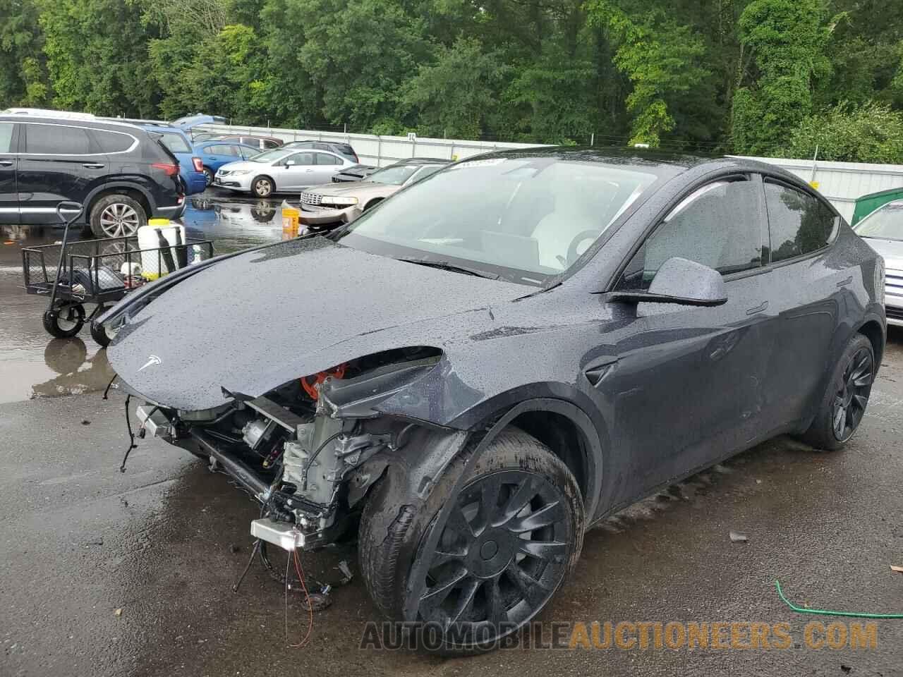 7SAYGDEE5RA233672 TESLA MODEL Y 2024