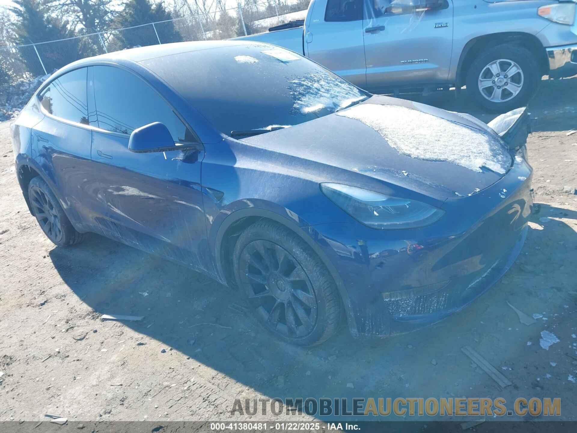 7SAYGDEE5RA252075 TESLA MODEL Y 2024