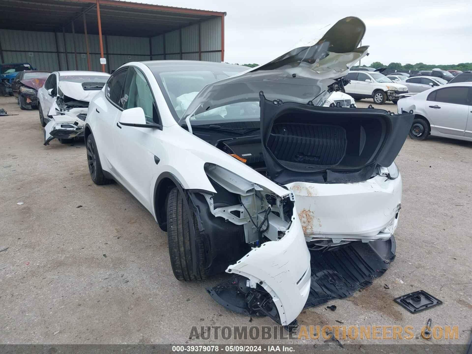 7SAYGDEE5RA273847 TESLA MODEL Y 2024