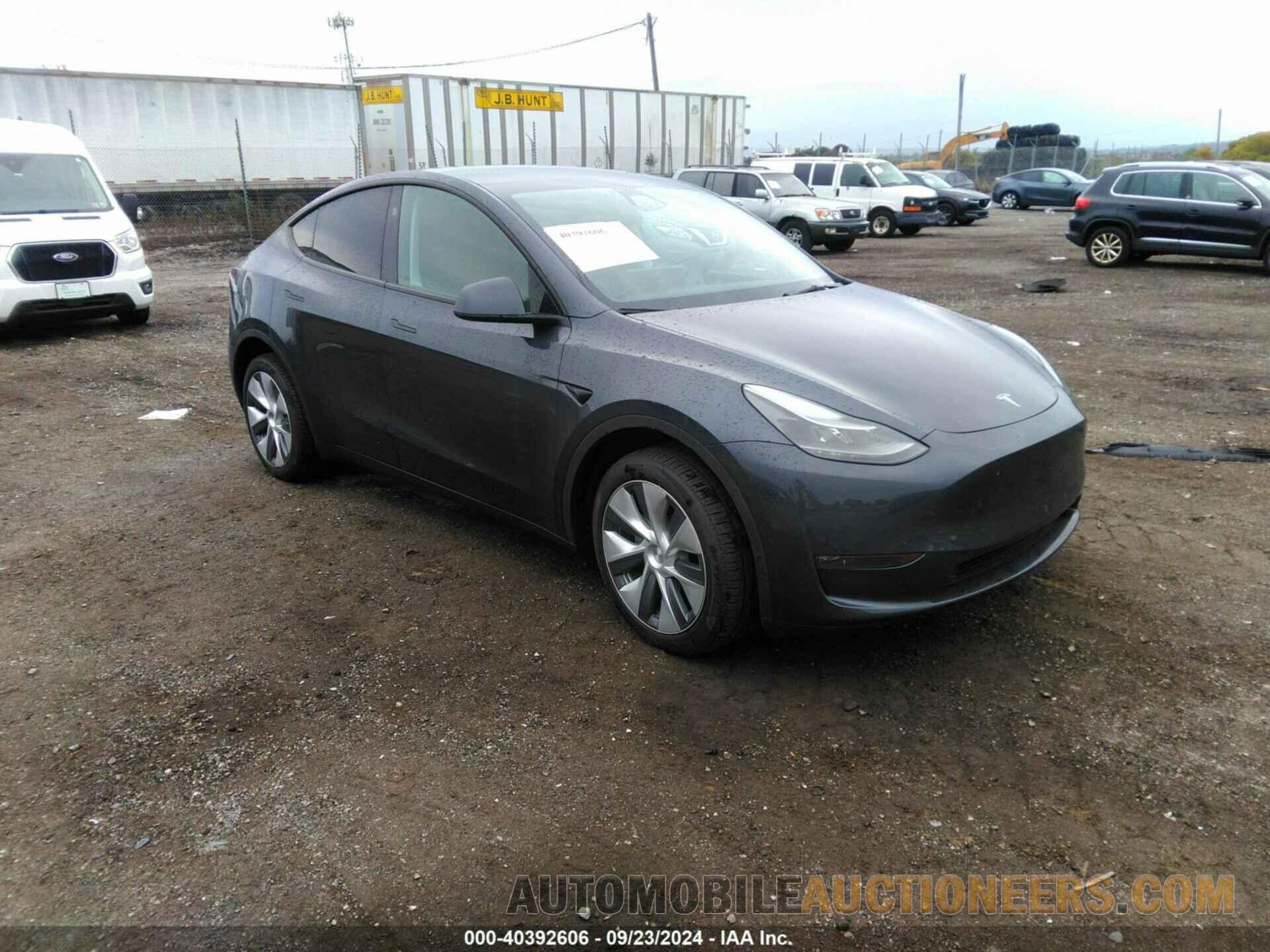 7SAYGDEE5RA274514 TESLA MODEL Y 2024