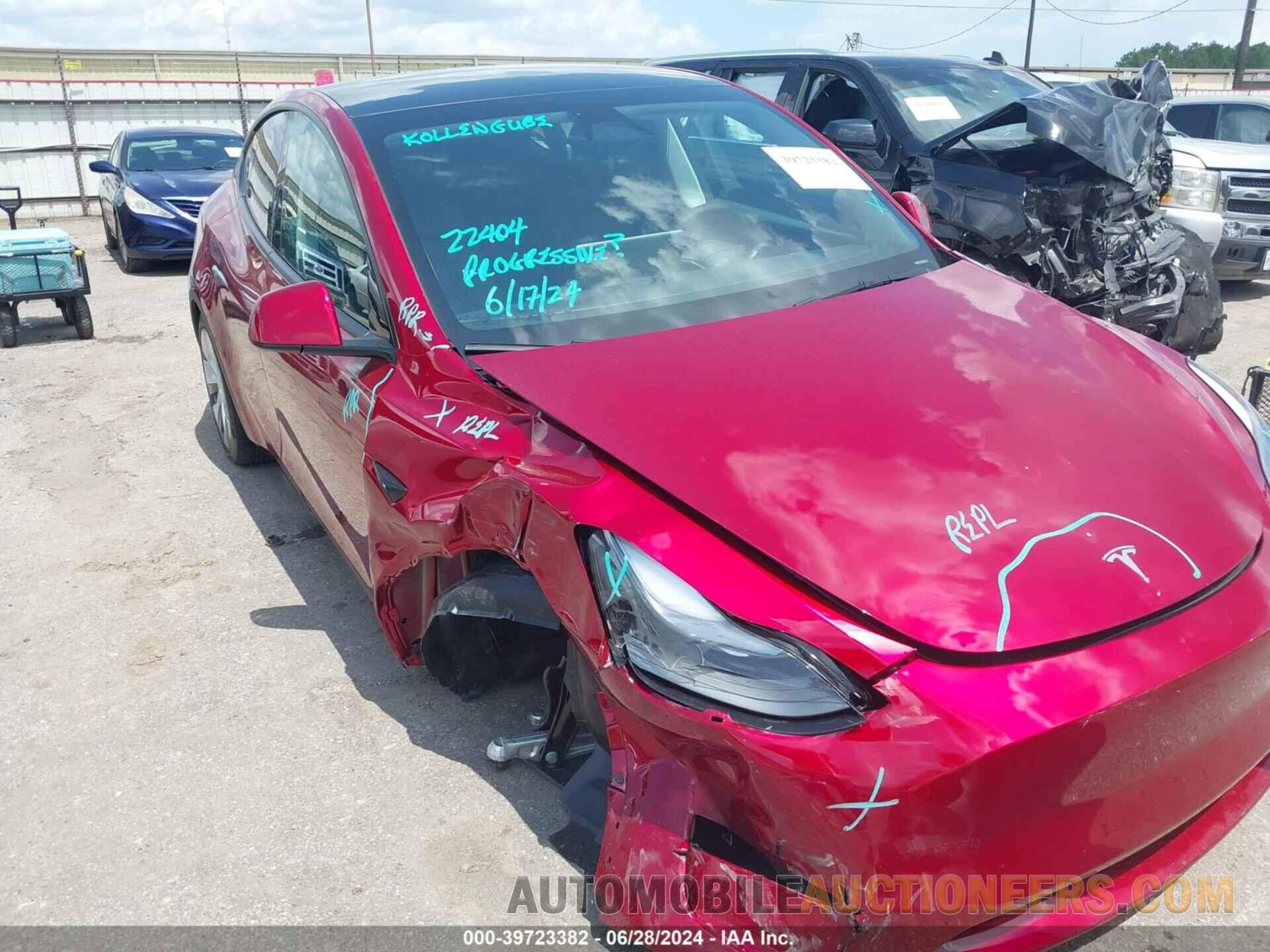 7SAYGDEE5RA275565 TESLA MODEL Y 2024