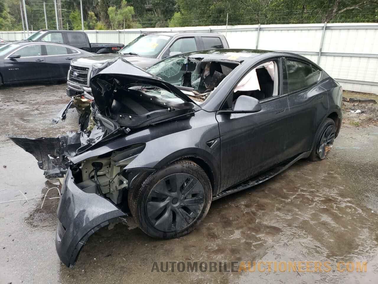 7SAYGDEE5RA300089 TESLA MODEL Y 2024