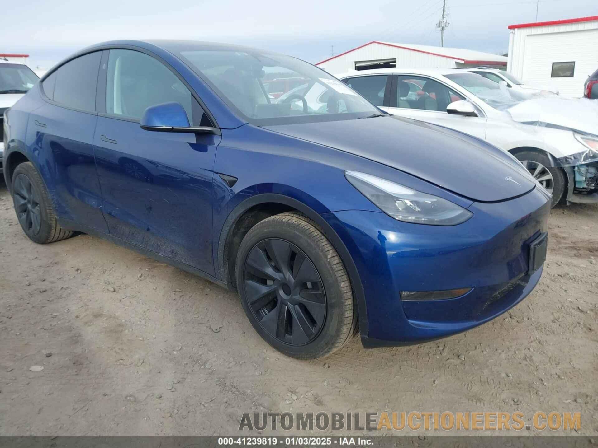 7SAYGDEE5RA329172 TESLA MODEL Y 2024