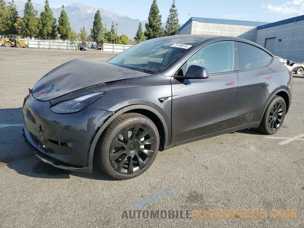 7SAYGDEE5RF082416 TESLA MODEL Y 2024