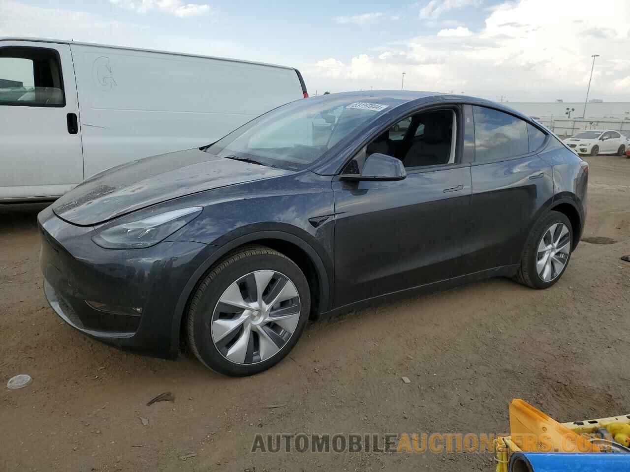 7SAYGDEE5RF993460 TESLA MODEL Y 2024