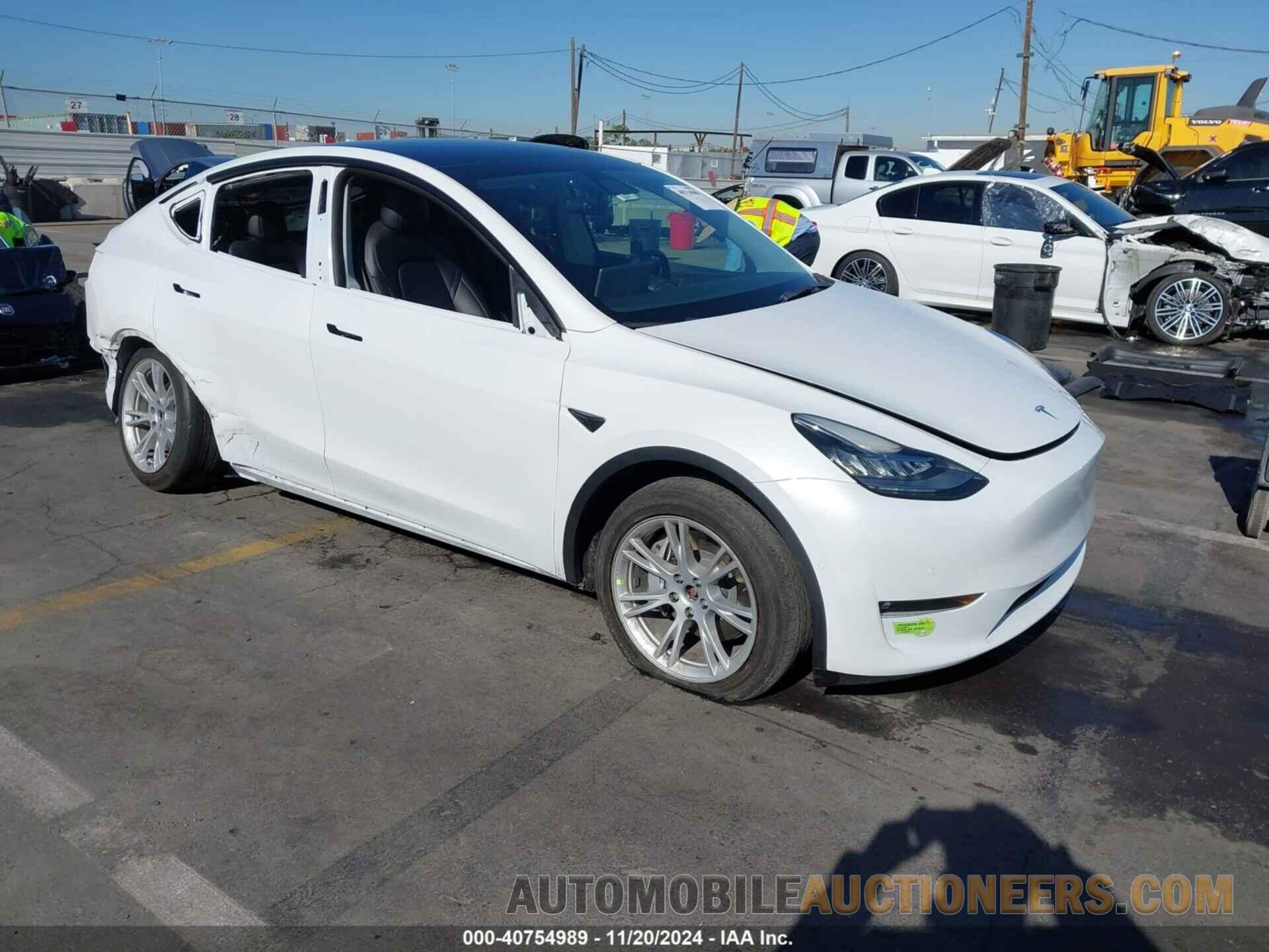 7SAYGDEE6NF438978 TESLA MODEL Y 2022