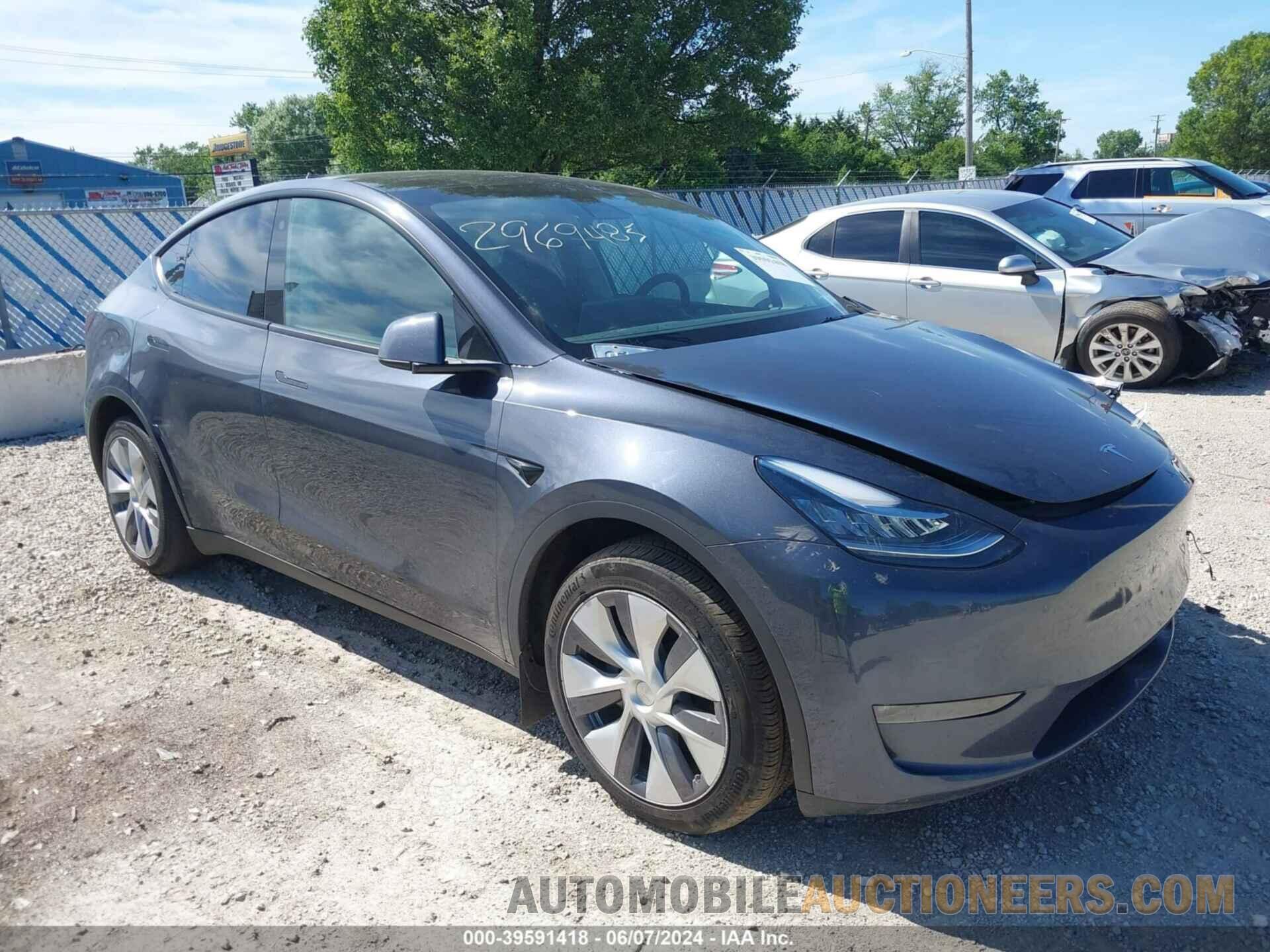 7SAYGDEE6PA041805 TESLA MODEL Y 2023