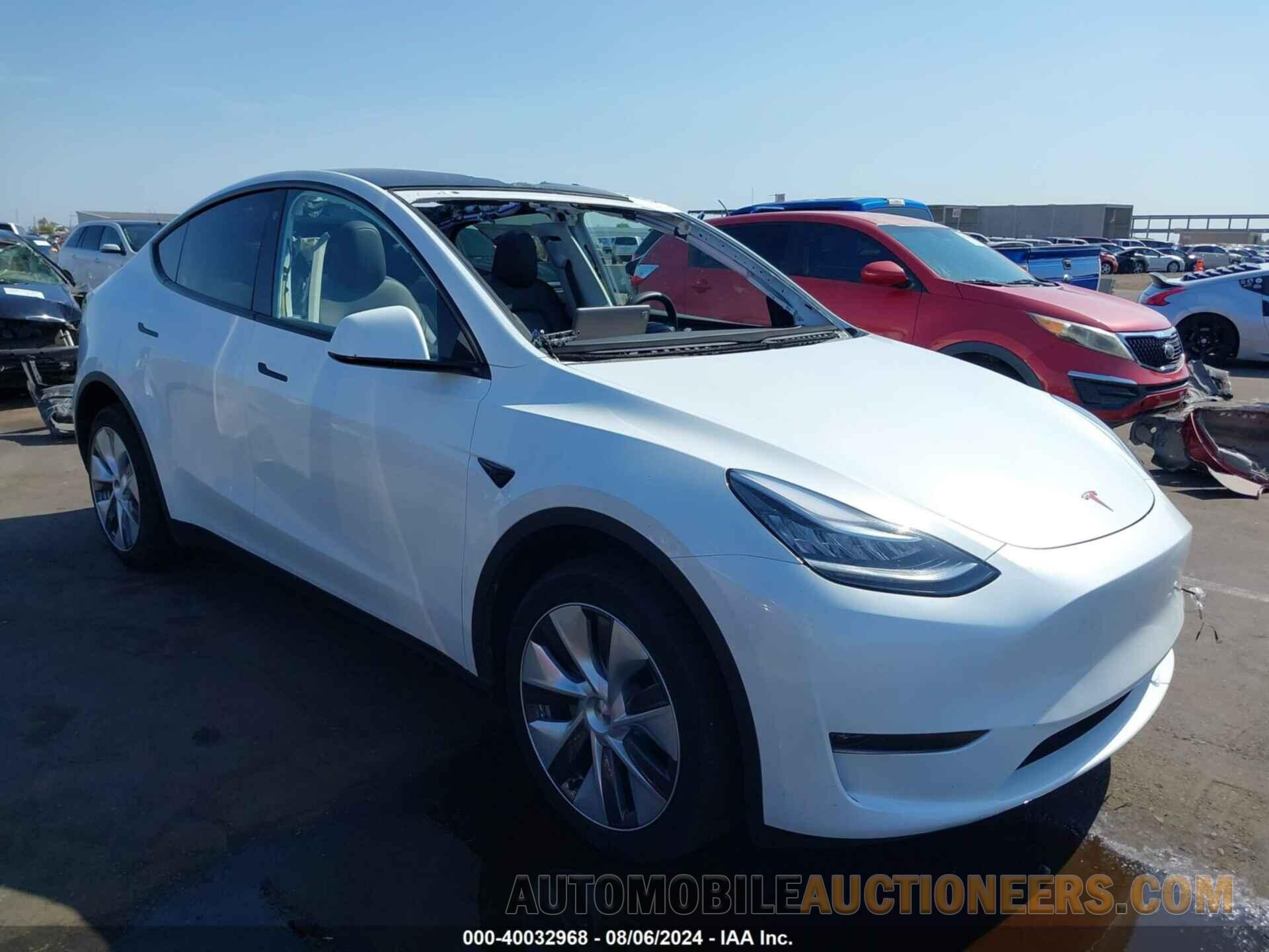 7SAYGDEE6PA075596 TESLA MODEL Y 2023