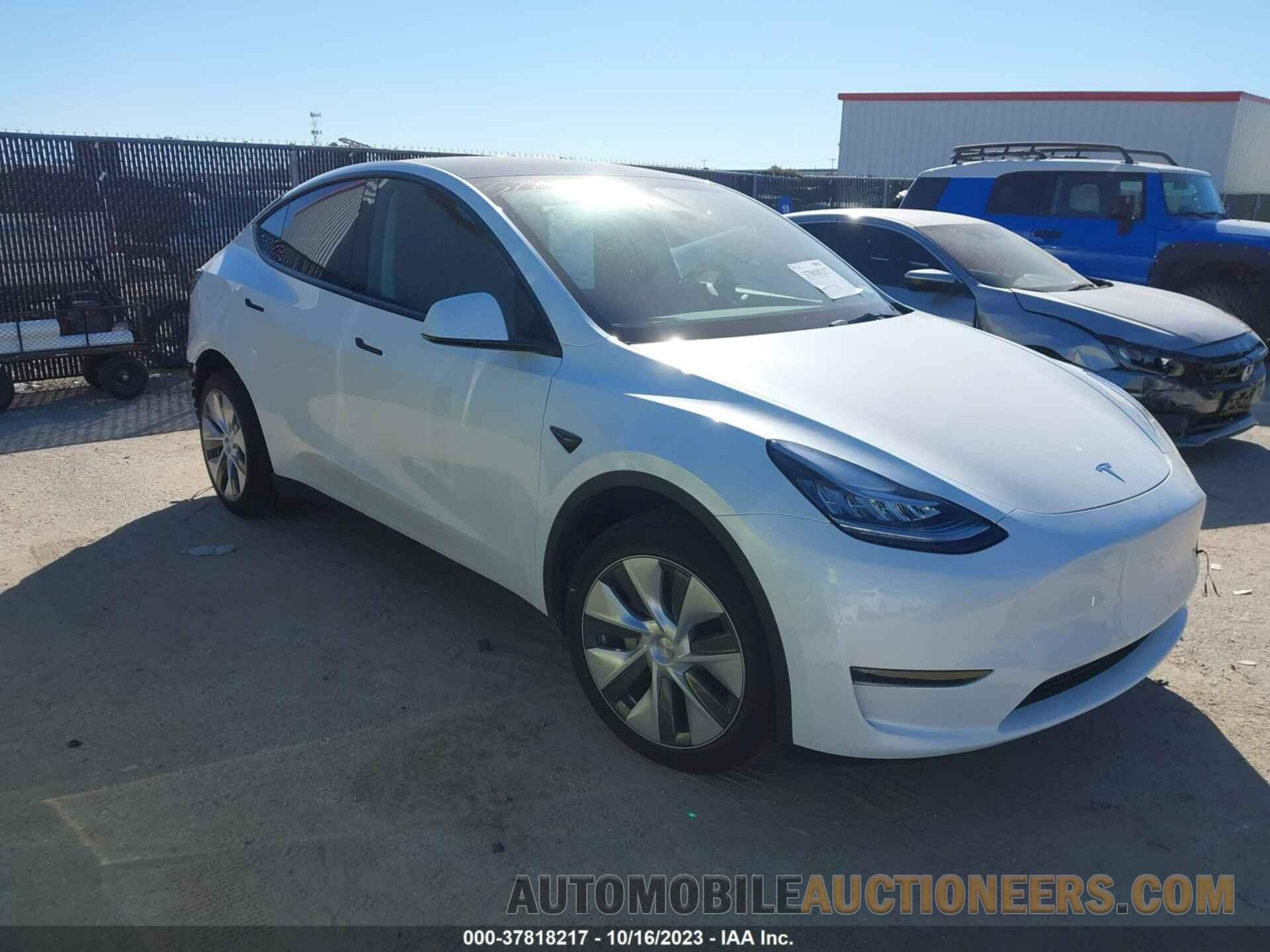 7SAYGDEE6PA117099 TESLA MODEL Y 2023