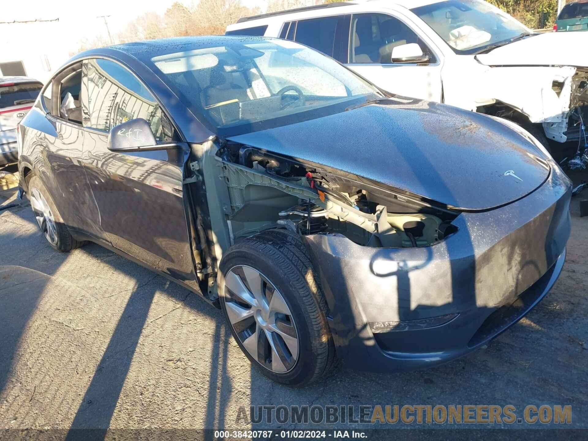 7SAYGDEE6PA136705 TESLA MODEL Y 2023