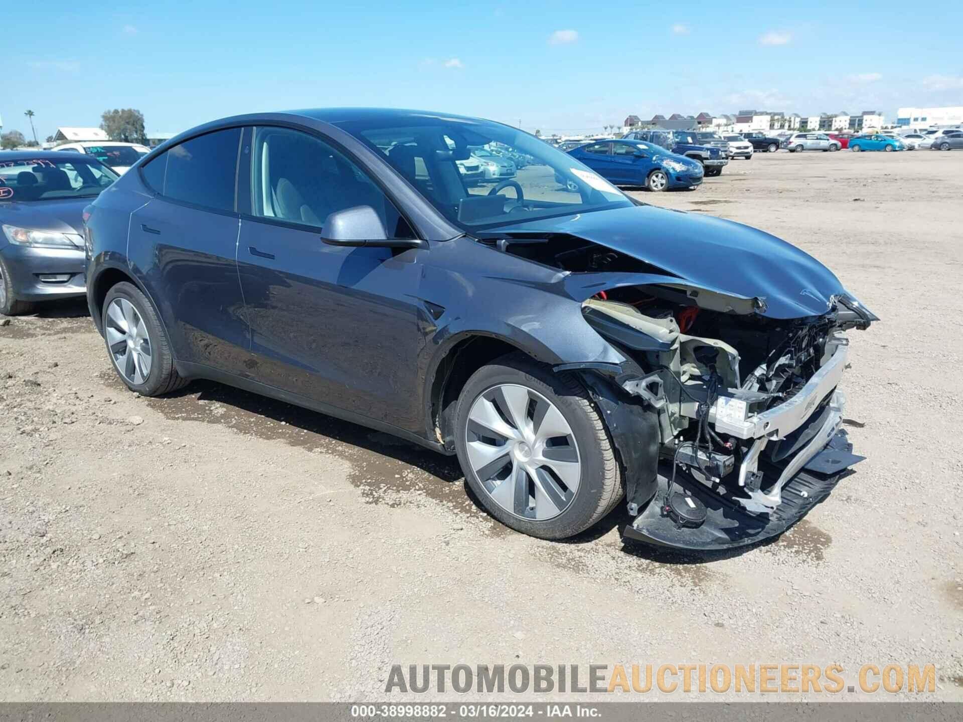 7SAYGDEE6PA152757 TESLA MODEL Y 2023