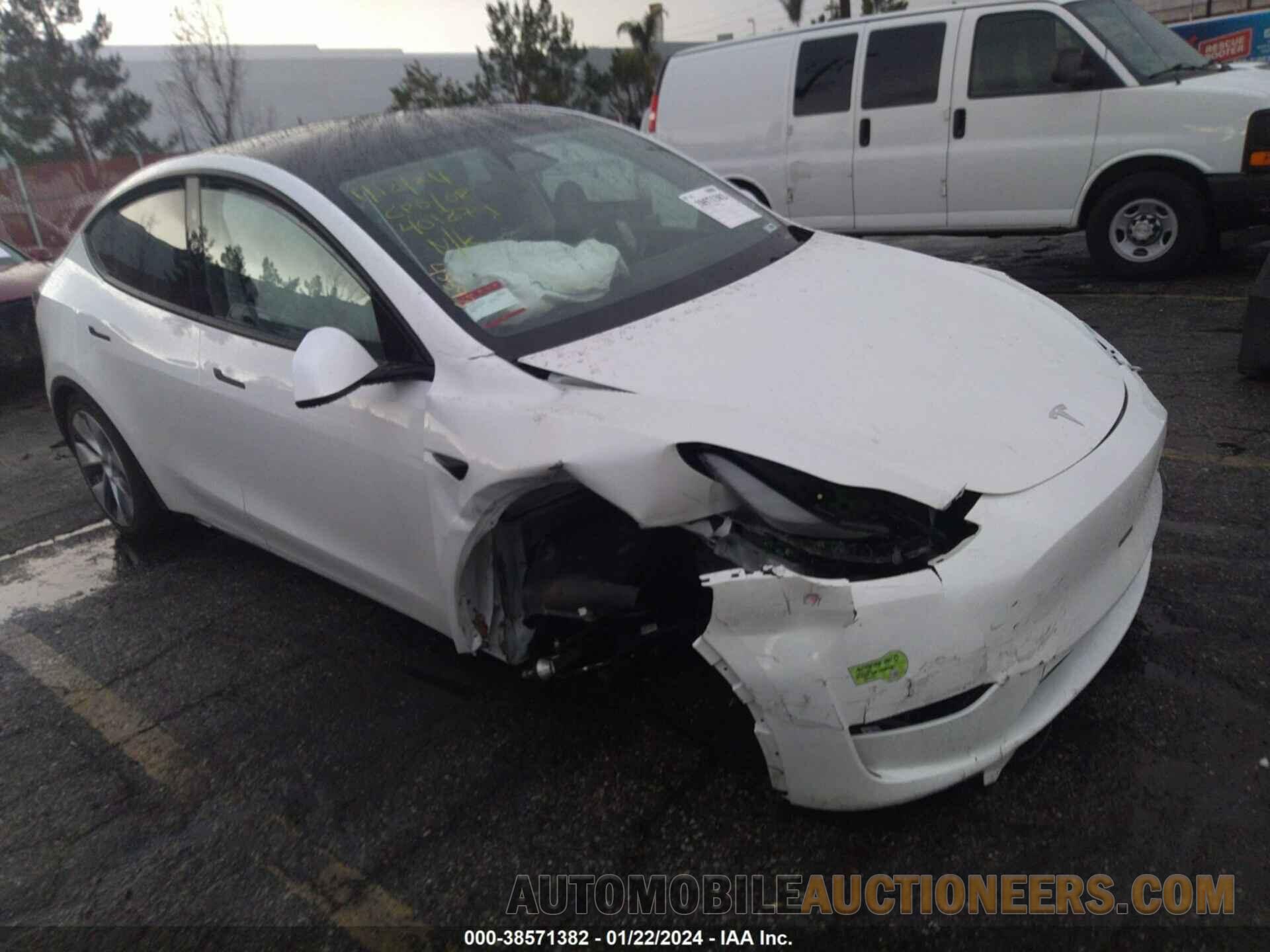 7SAYGDEE6PF816882 TESLA MODEL Y 2023