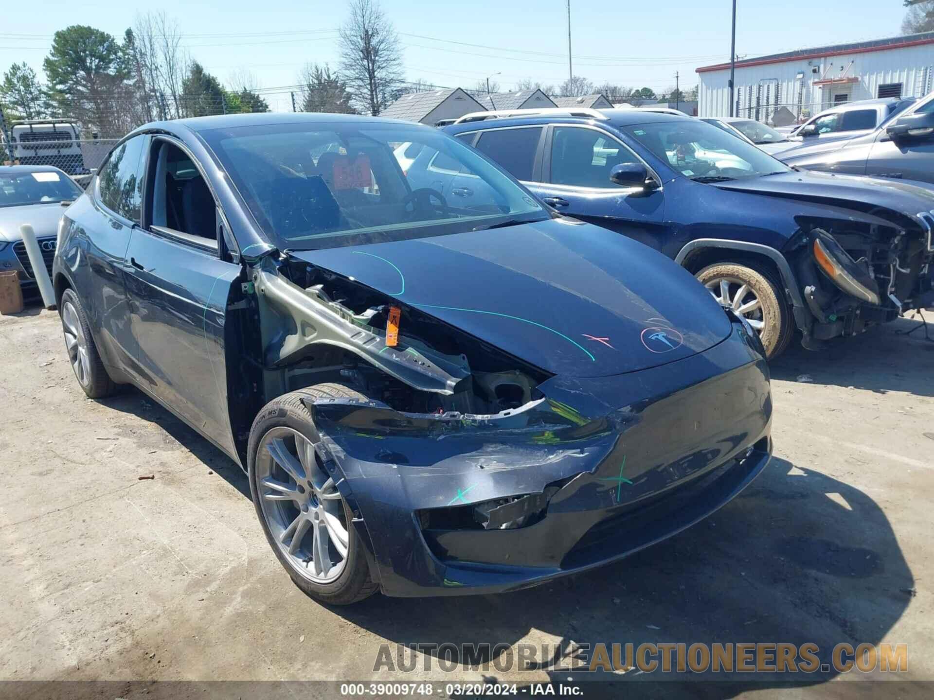 7SAYGDEE6RA233437 TESLA MODEL Y 2024