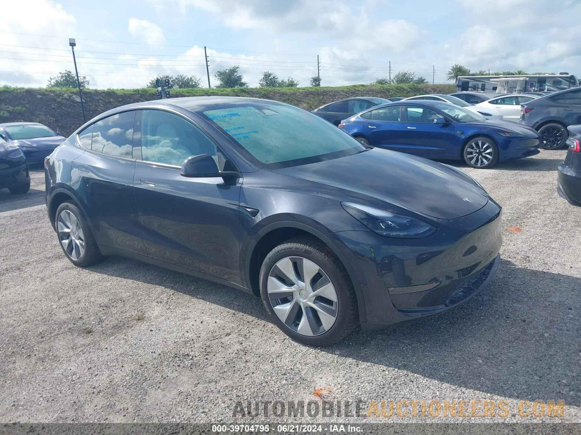 7SAYGDEE6RA239531 TESLA MODEL Y 2024