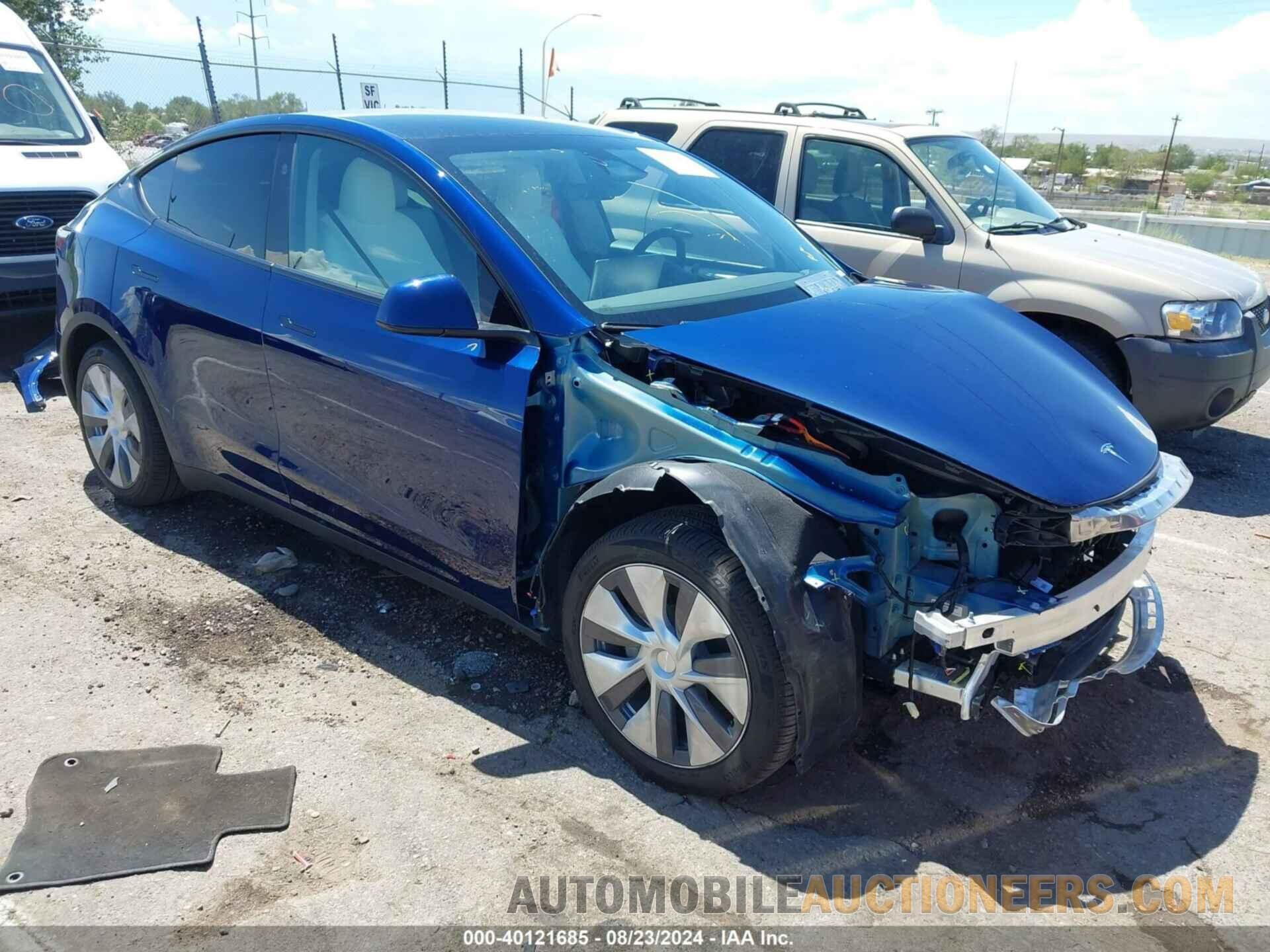 7SAYGDEE6RA242980 TESLA MODEL Y 2024