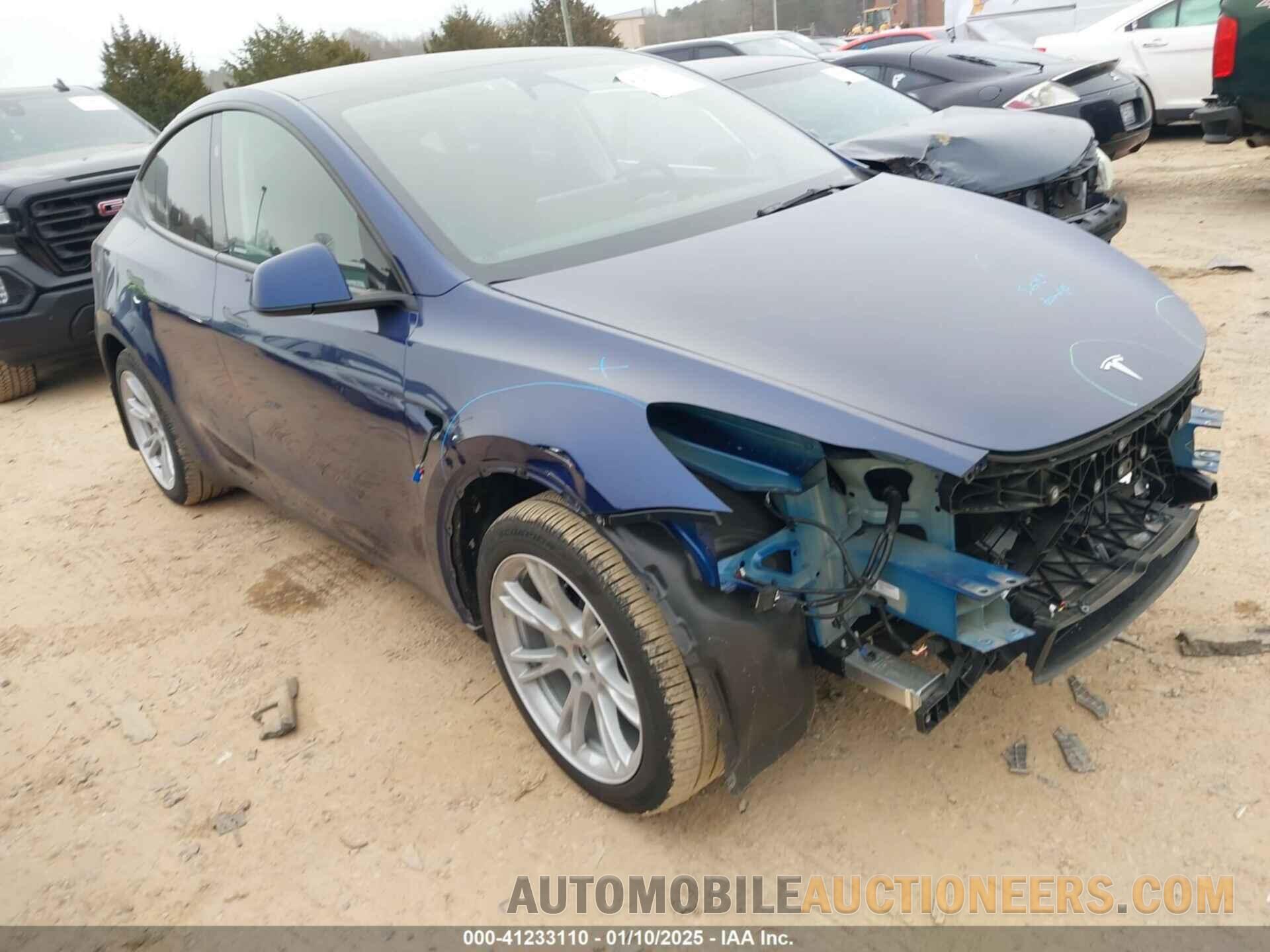 7SAYGDEE6RA282945 TESLA MODEL Y 2024