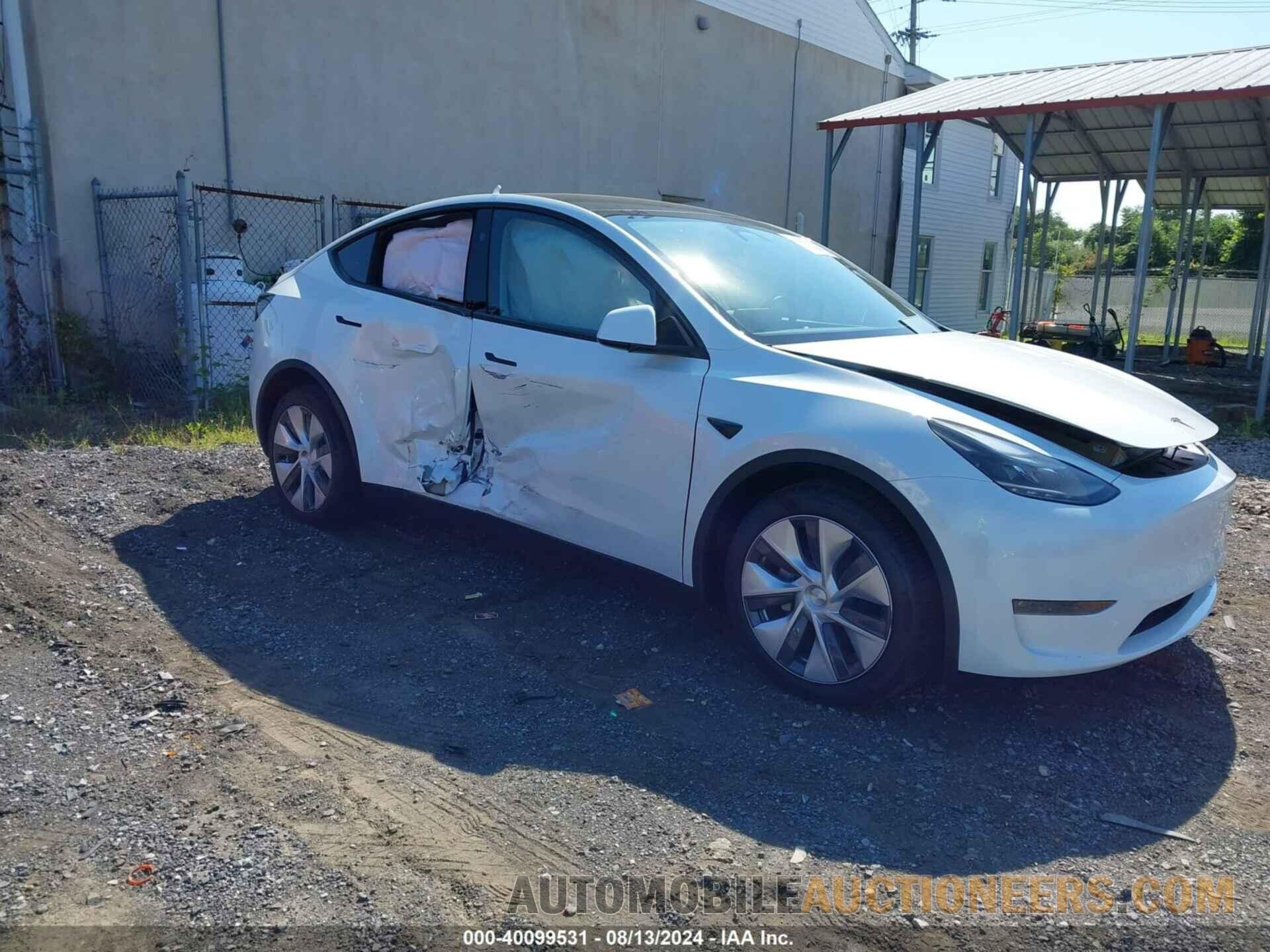 7SAYGDEE6RA284906 TESLA MODEL Y 2024