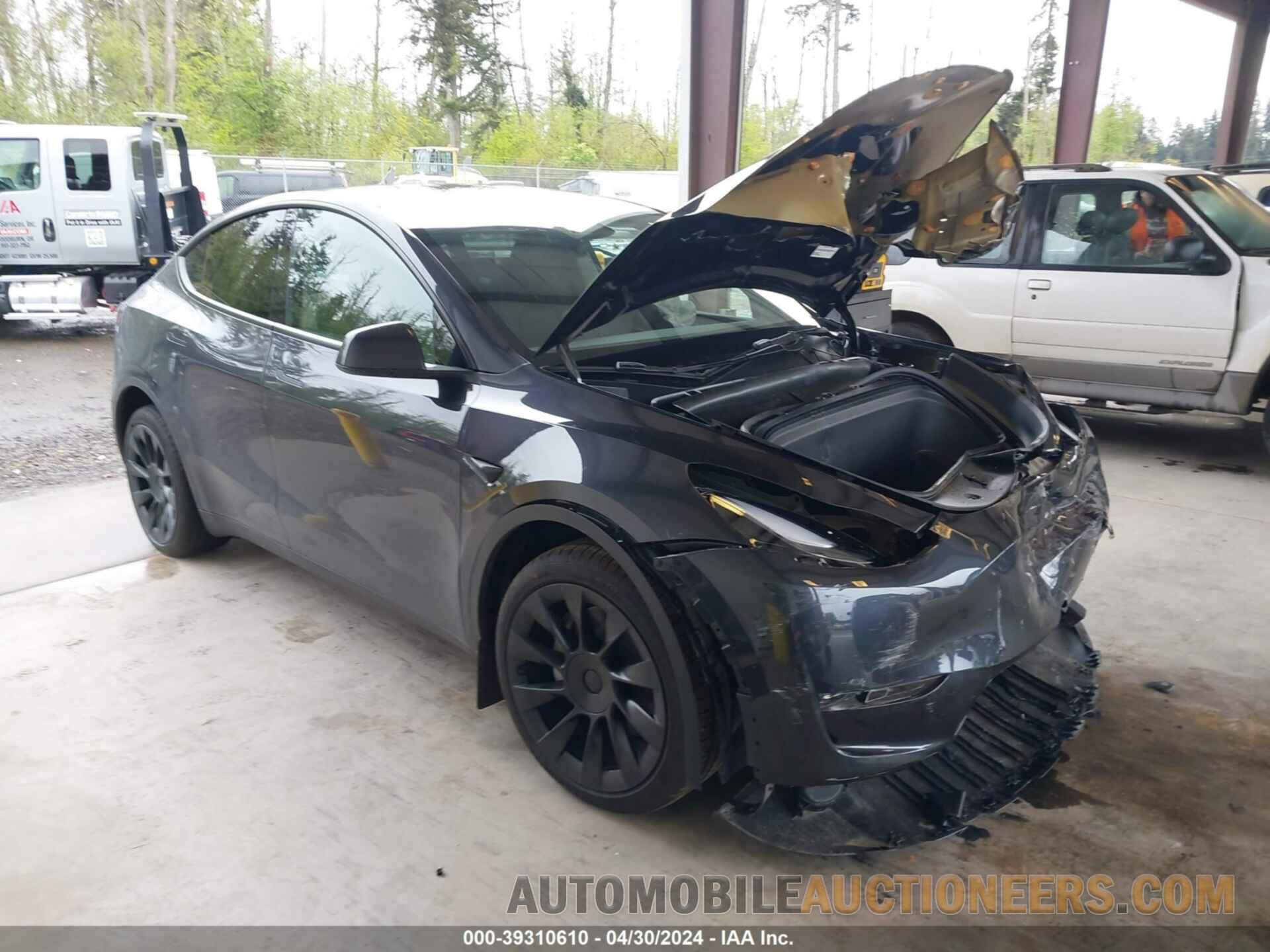 7SAYGDEE6RF013749 TESLA MODEL Y 2024