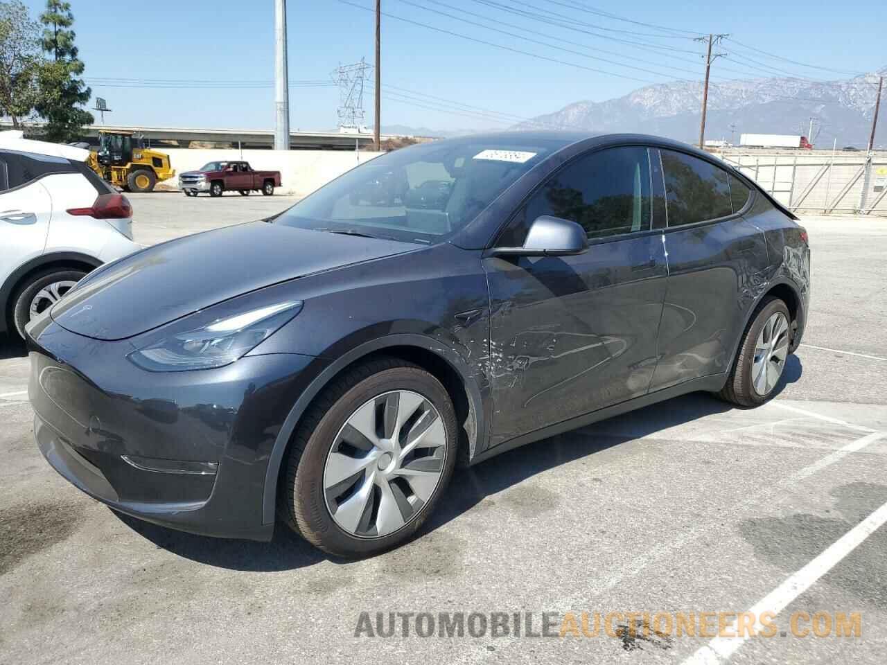 7SAYGDEE6RF069383 TESLA MODEL Y 2024