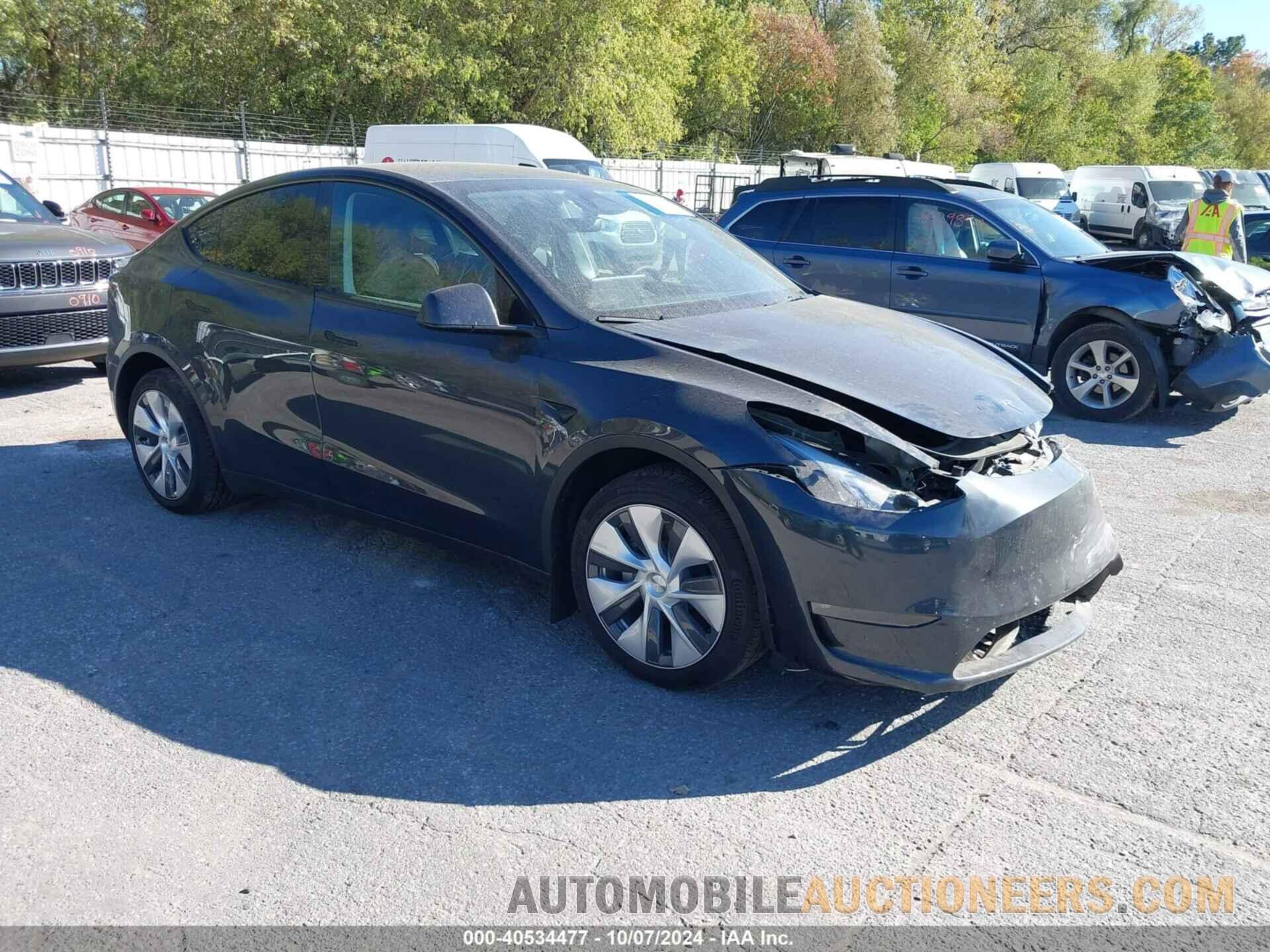 7SAYGDEE6RF088130 TESLA MODEL Y 2024