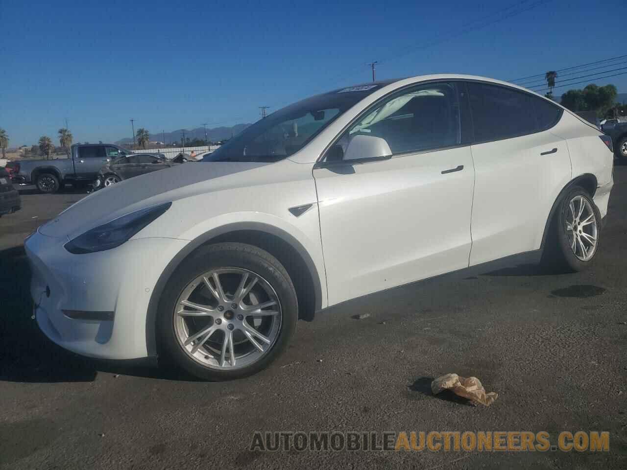 7SAYGDEE7NF319823 TESLA MODEL Y 2022