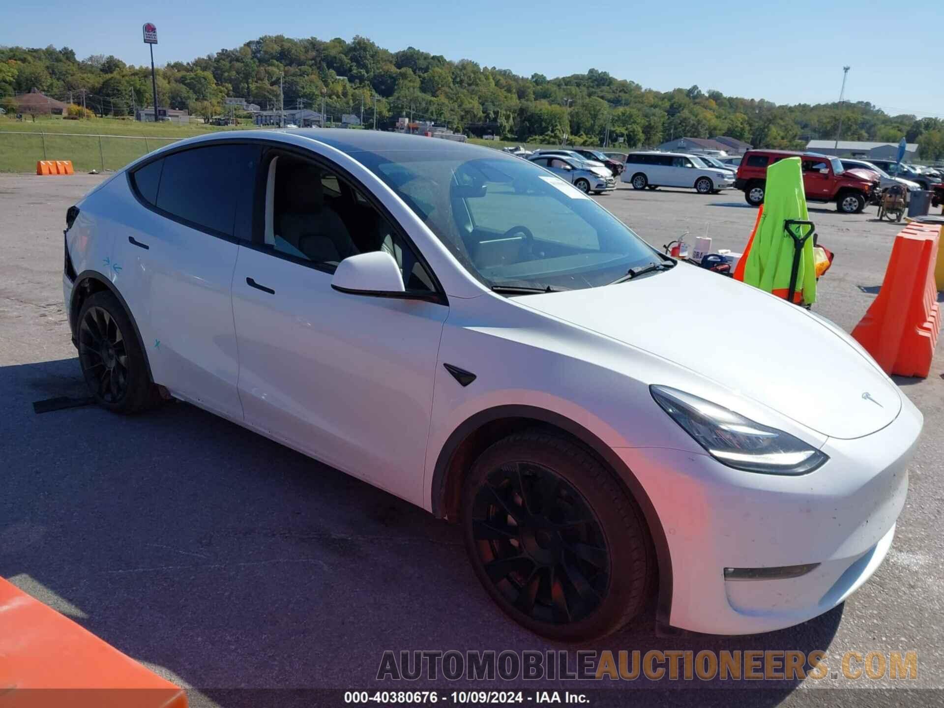 7SAYGDEE7NF413880 TESLA MODEL Y 2022