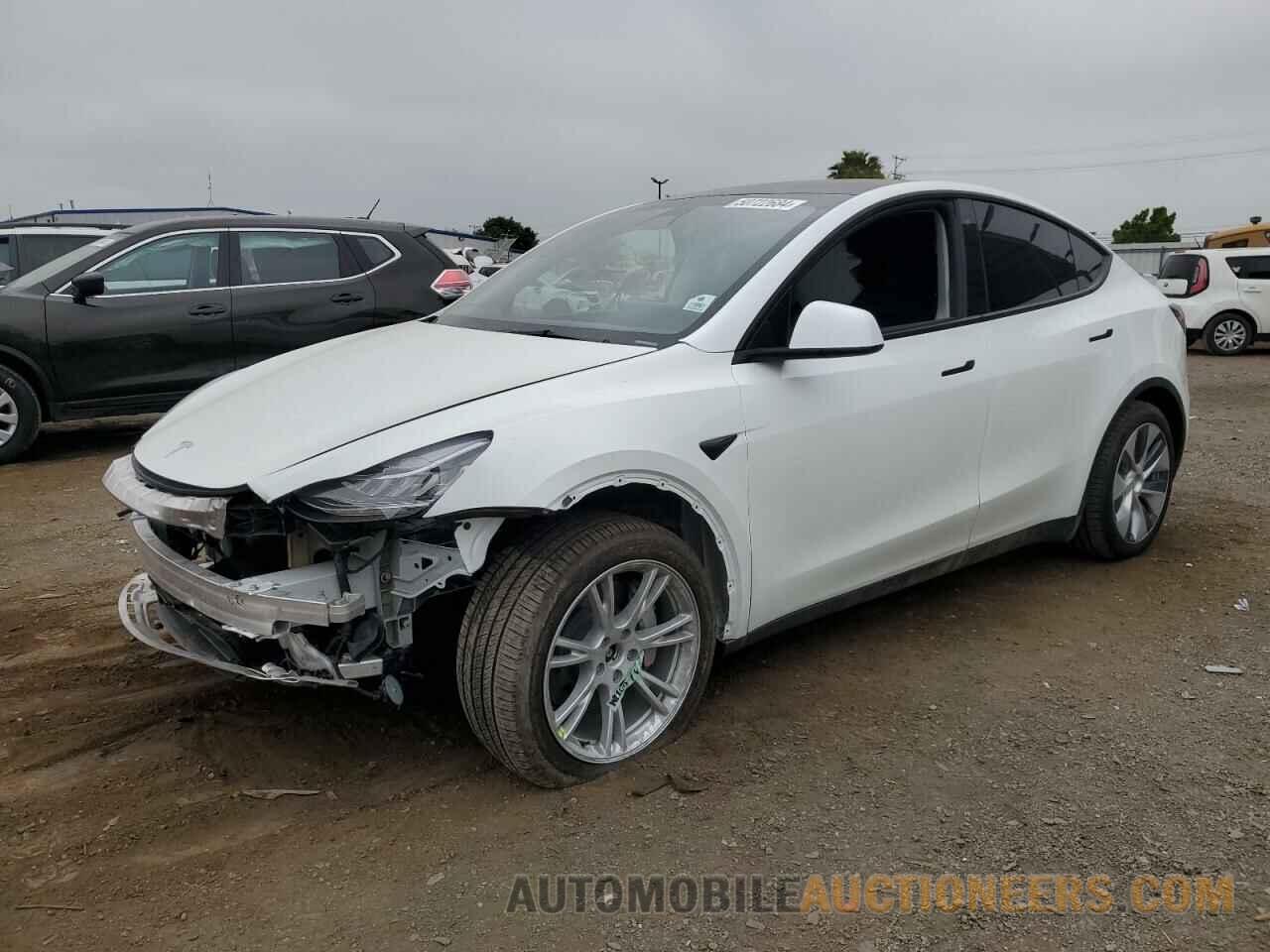 7SAYGDEE7PA111019 TESLA MODEL Y 2023