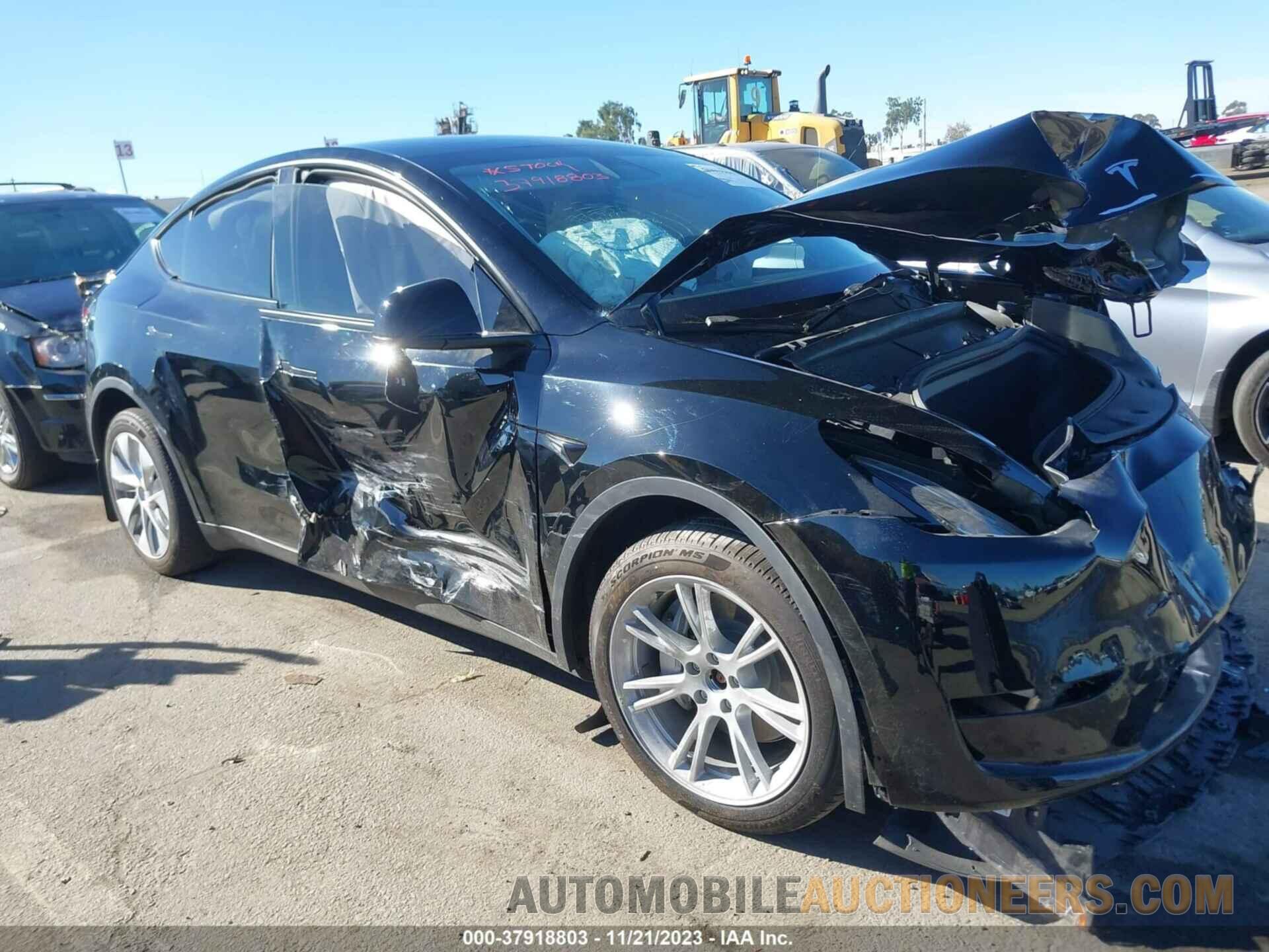 7SAYGDEE7PA113126 TESLA MODEL Y 2023