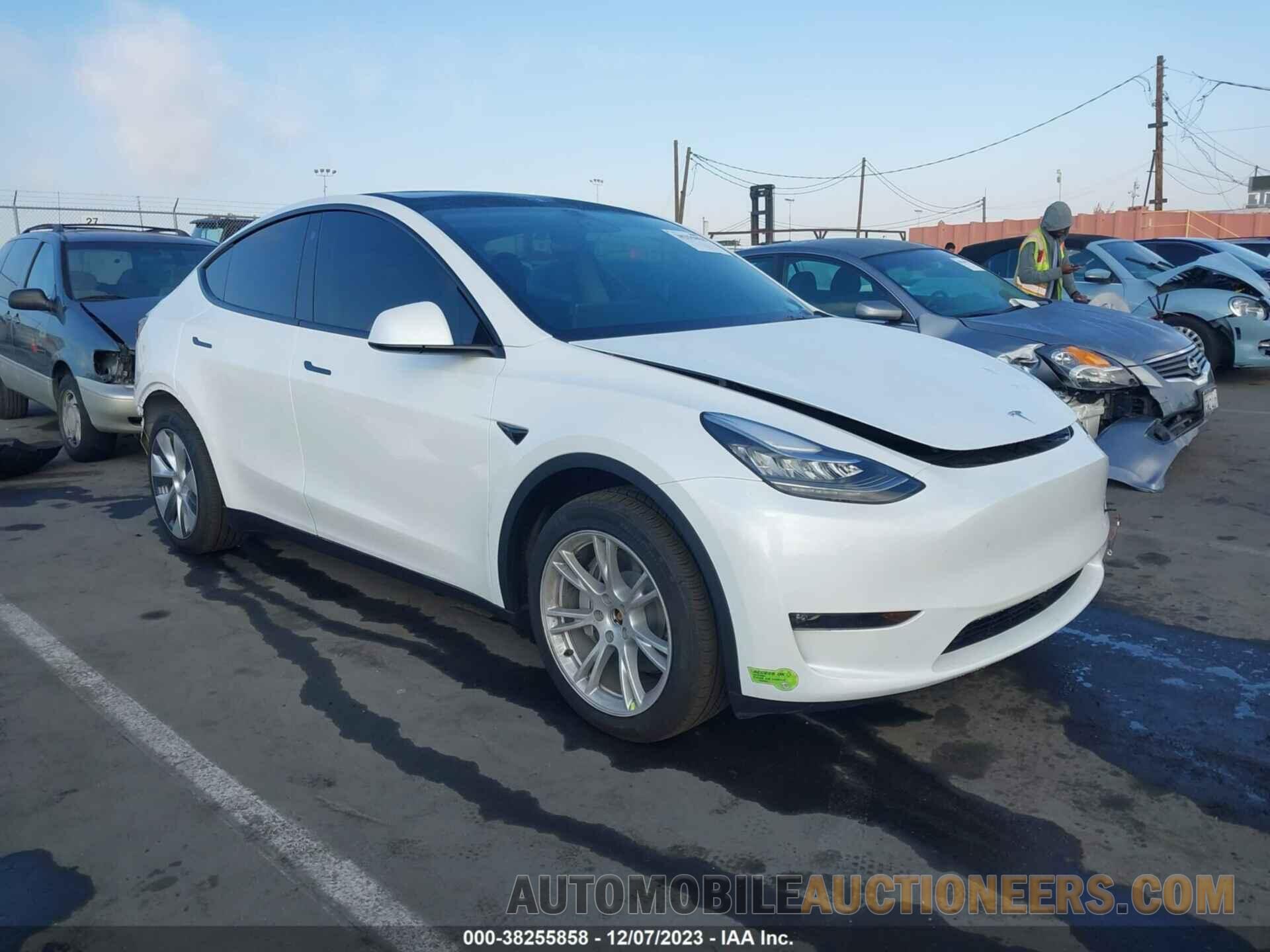 7SAYGDEE7PA123039 TESLA MODEL Y 2023