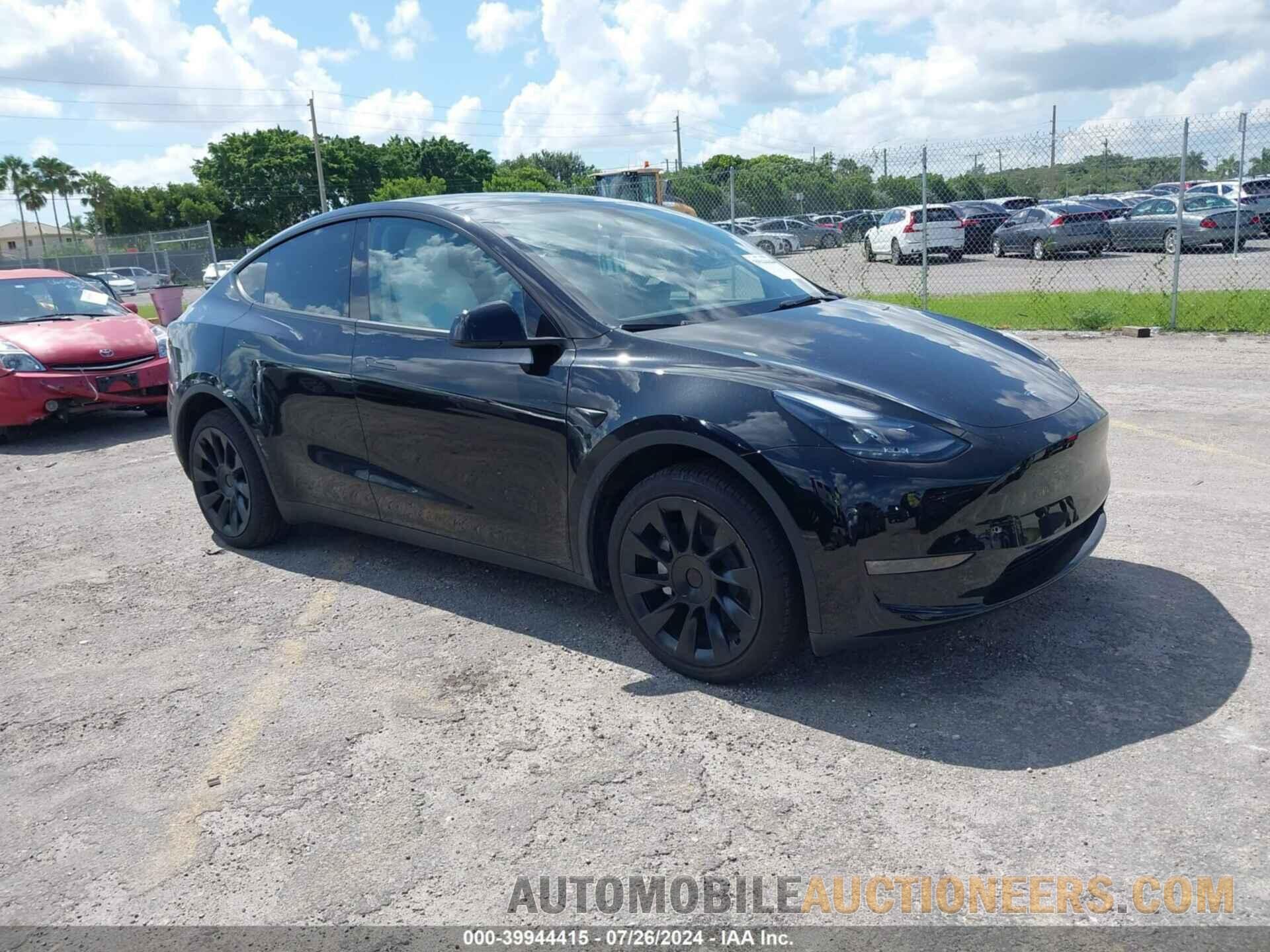 7SAYGDEE7PA193303 TESLA MODEL Y 2023