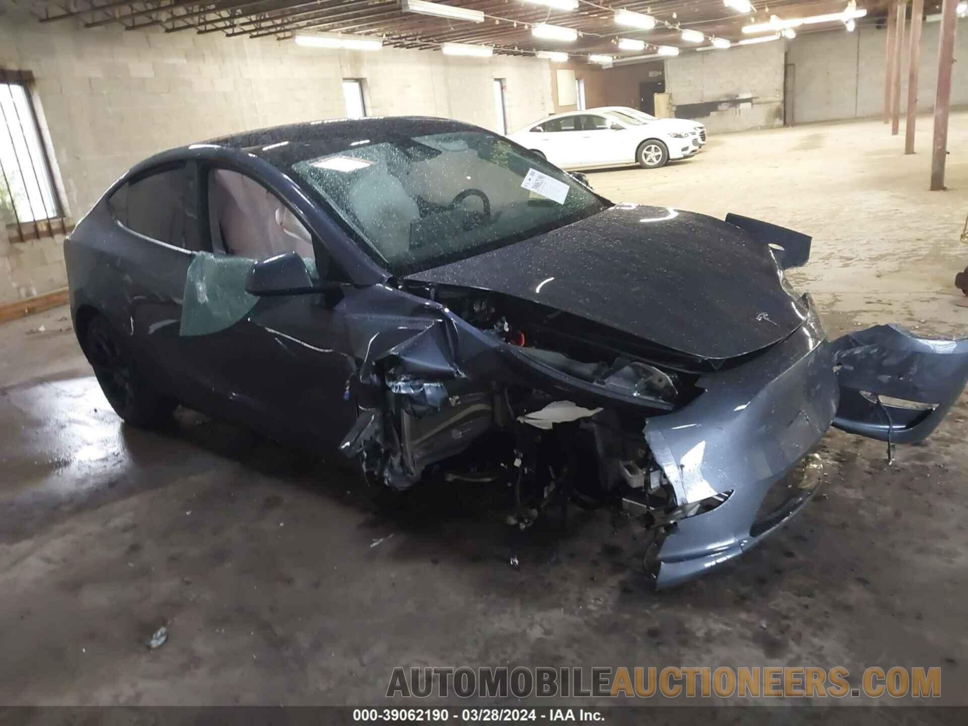 7SAYGDEE7PA209693 TESLA MODEL Y 2023