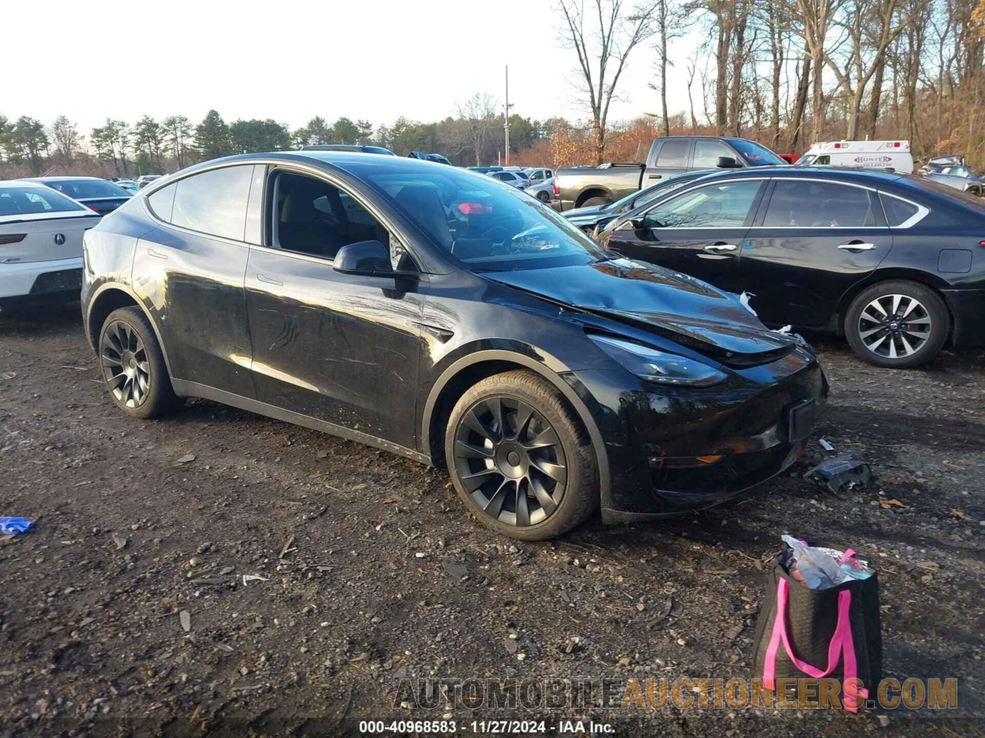 7SAYGDEE7PF688703 TESLA MODEL Y 2023