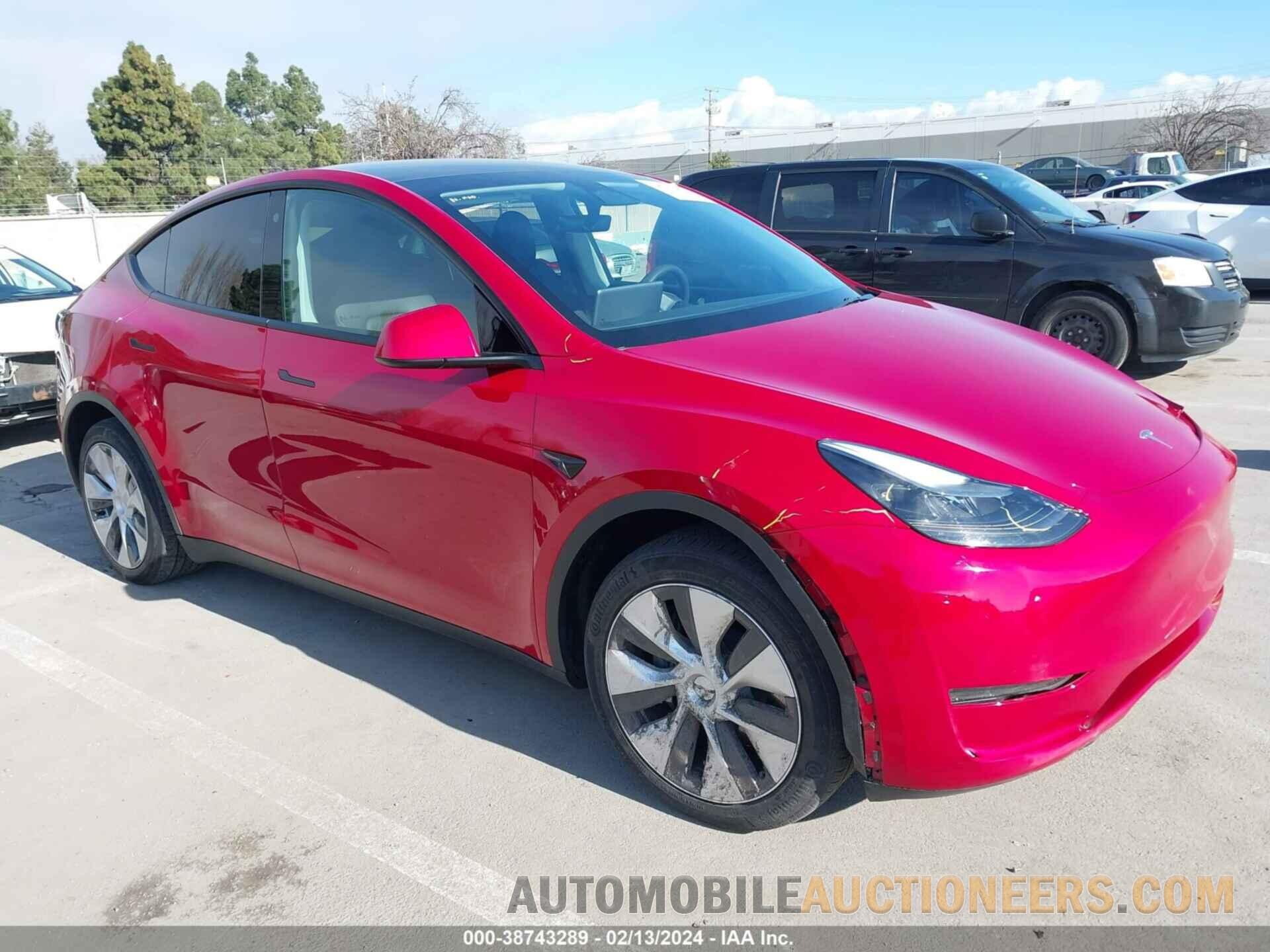 7SAYGDEE7PF711784 TESLA MODEL Y 2023