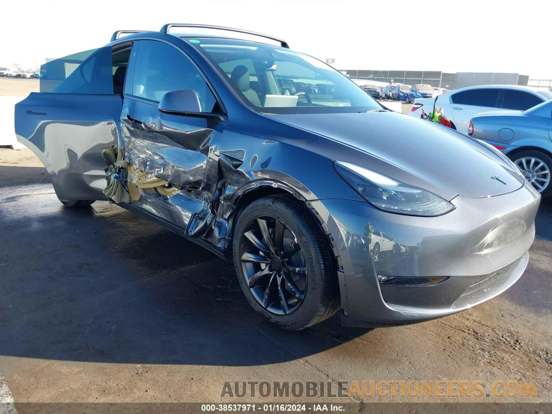 7SAYGDEE7PF829706 TESLA MODEL Y 2023