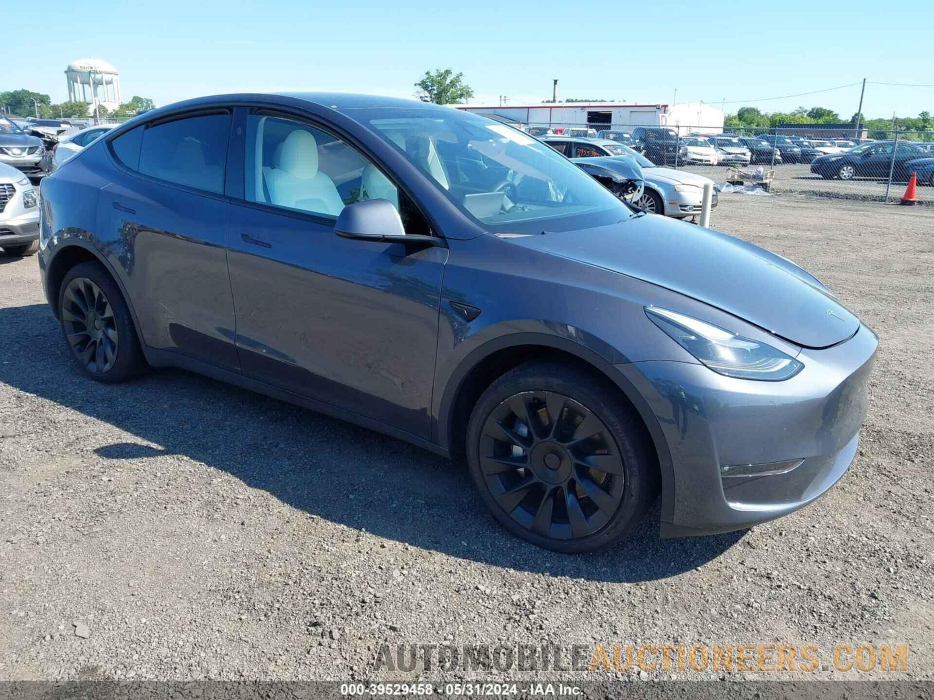 7SAYGDEE7PF872944 TESLA MODEL Y 2023