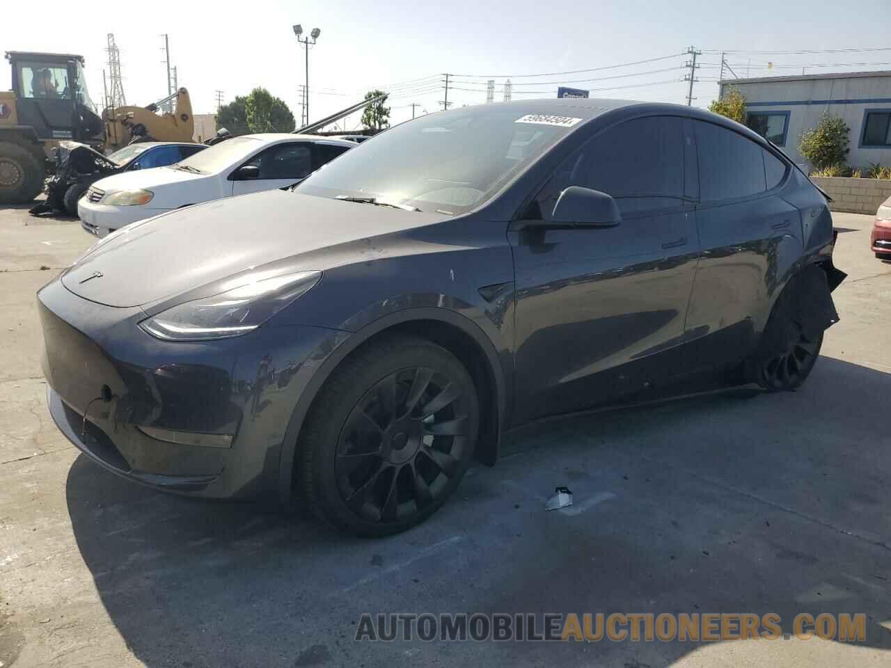 7SAYGDEE7RA229865 TESLA MODEL Y 2024