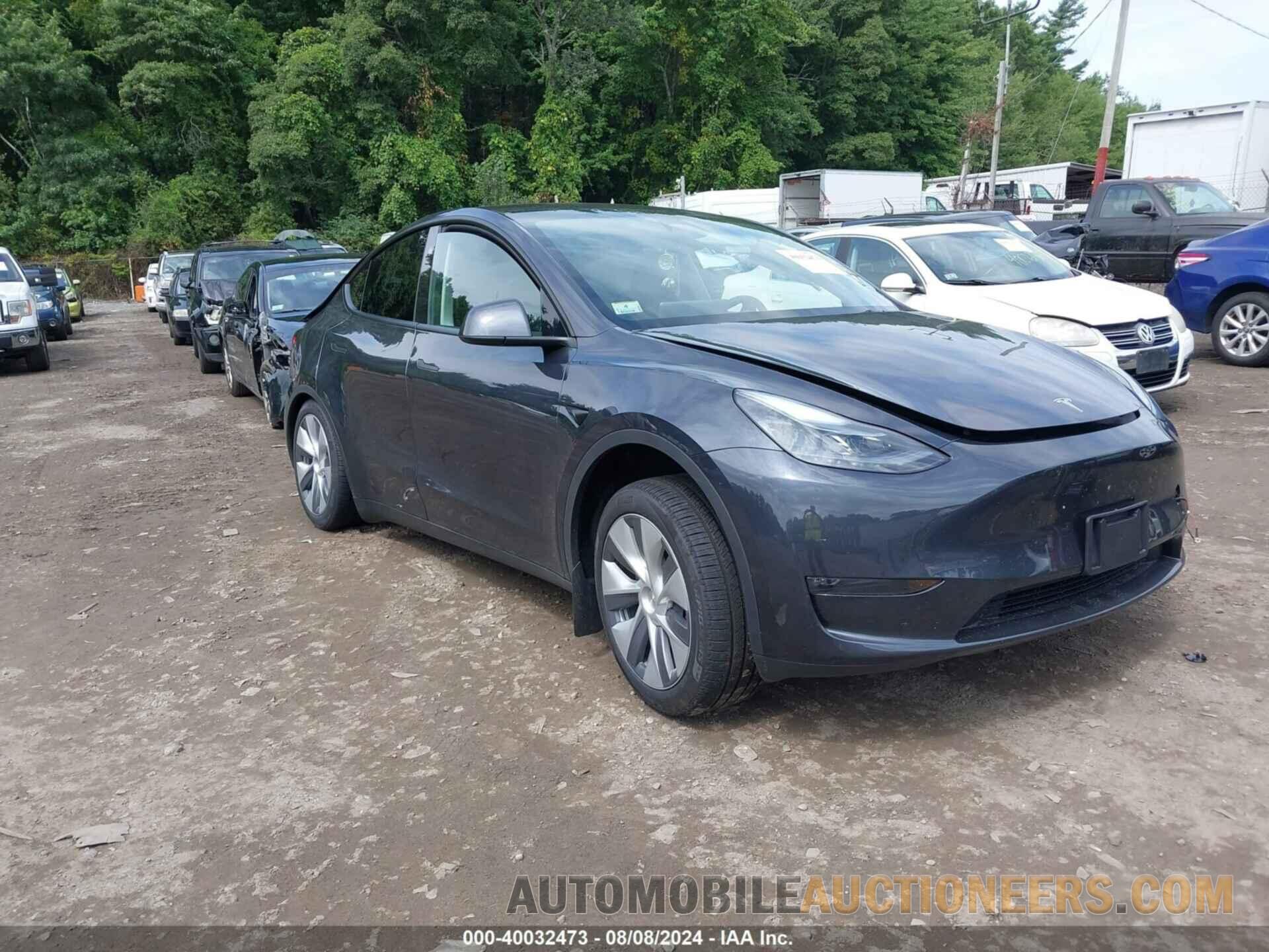 7SAYGDEE7RA231597 TESLA MODEL Y 2024