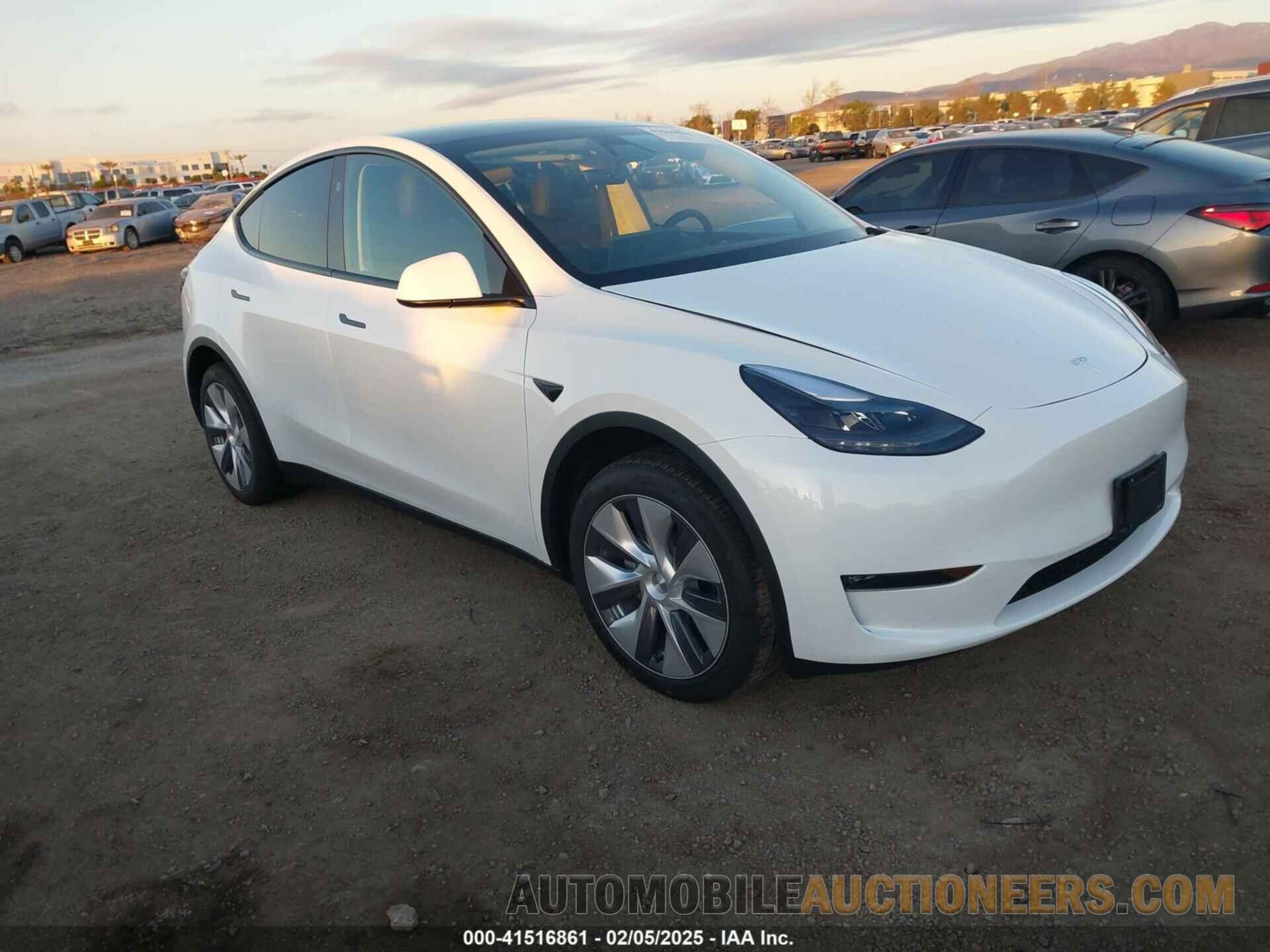 7SAYGDEE7RA254359 TESLA MODEL Y 2024