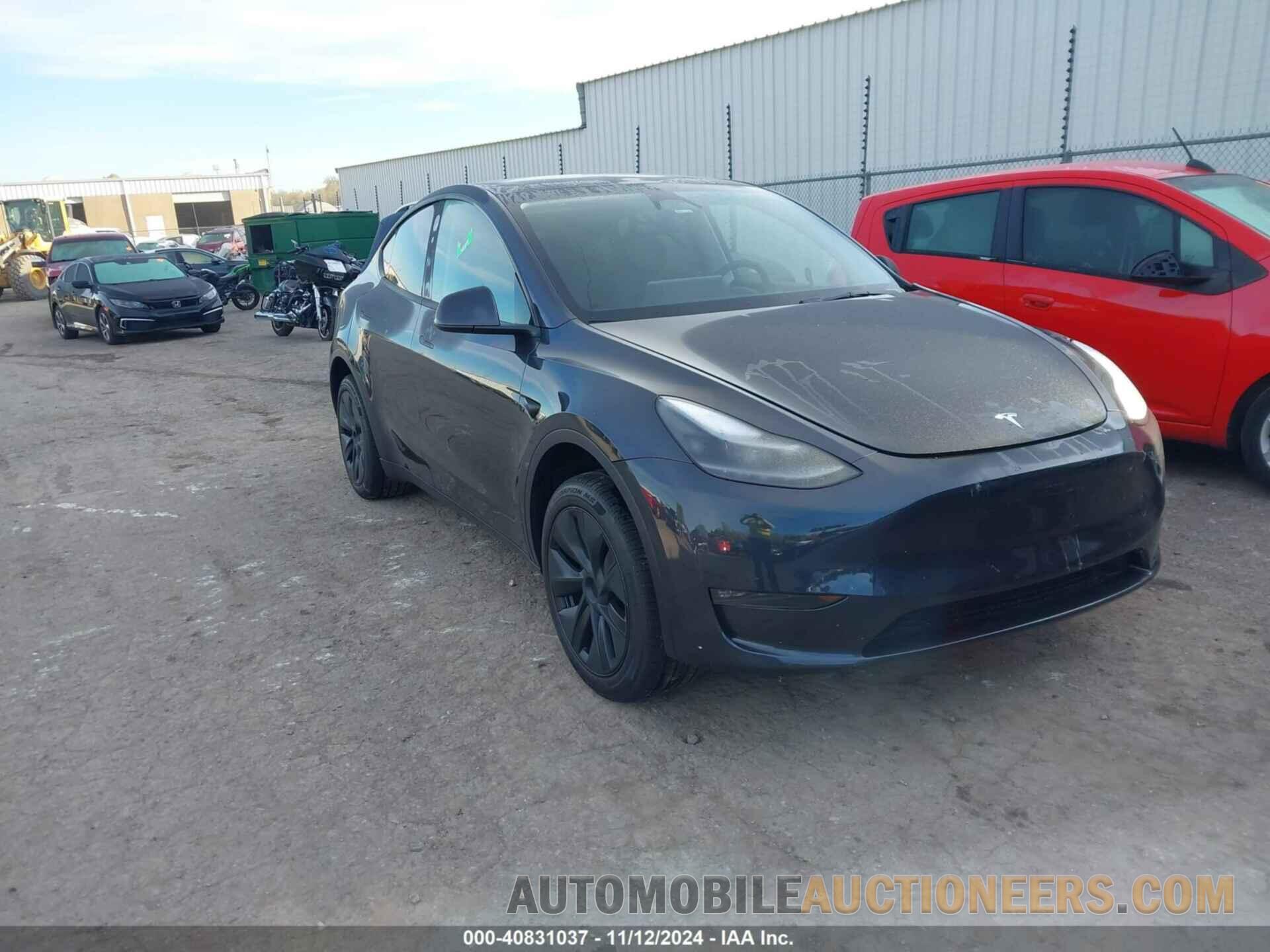 7SAYGDEE7RA323941 TESLA MODEL Y 2024