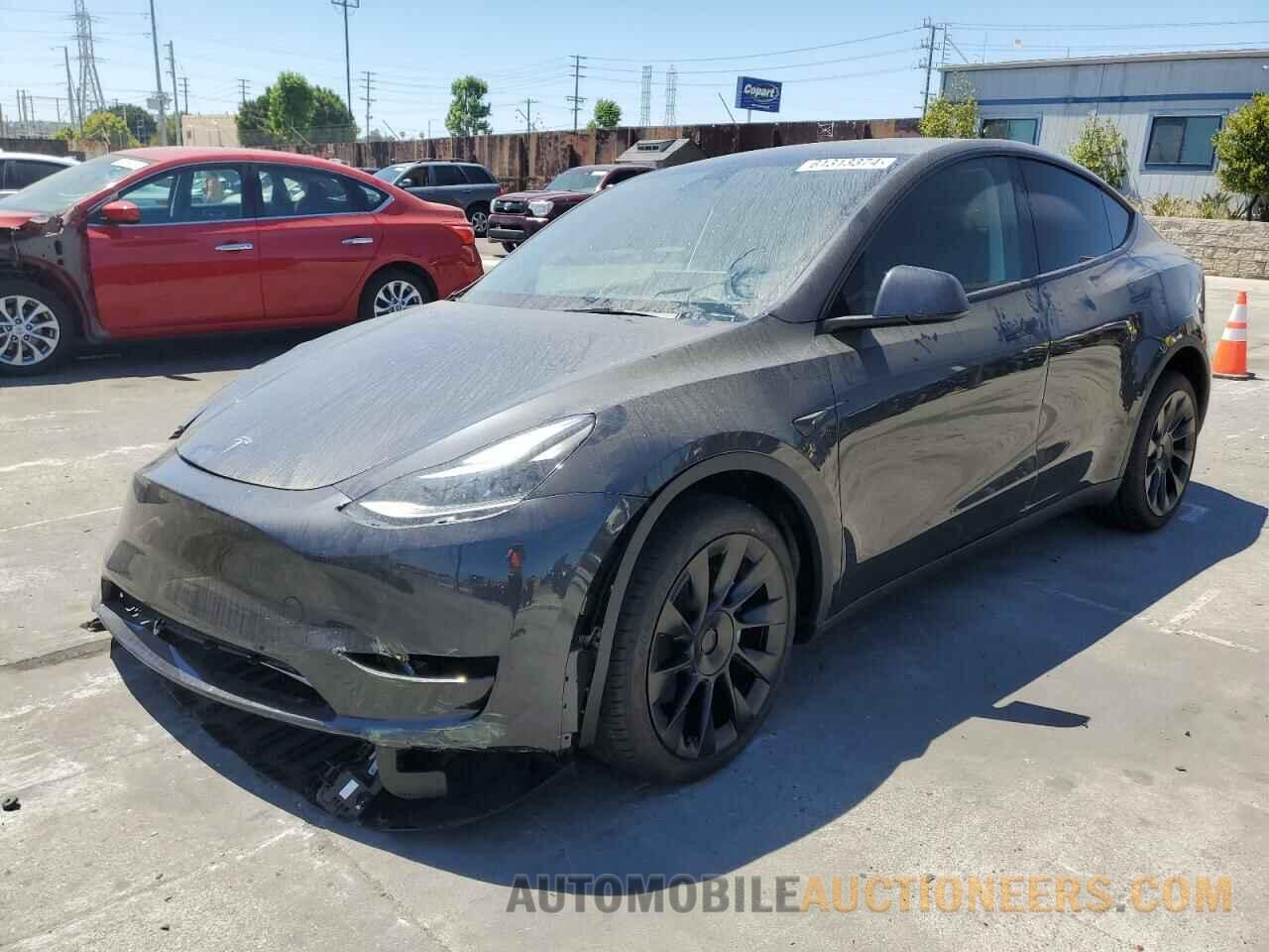 7SAYGDEE7RF005692 TESLA MODEL Y 2024