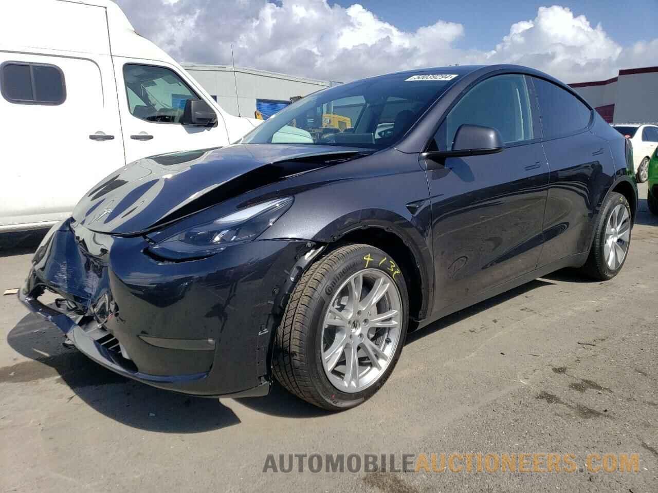 7SAYGDEE7RF031564 TESLA MODEL Y 2024