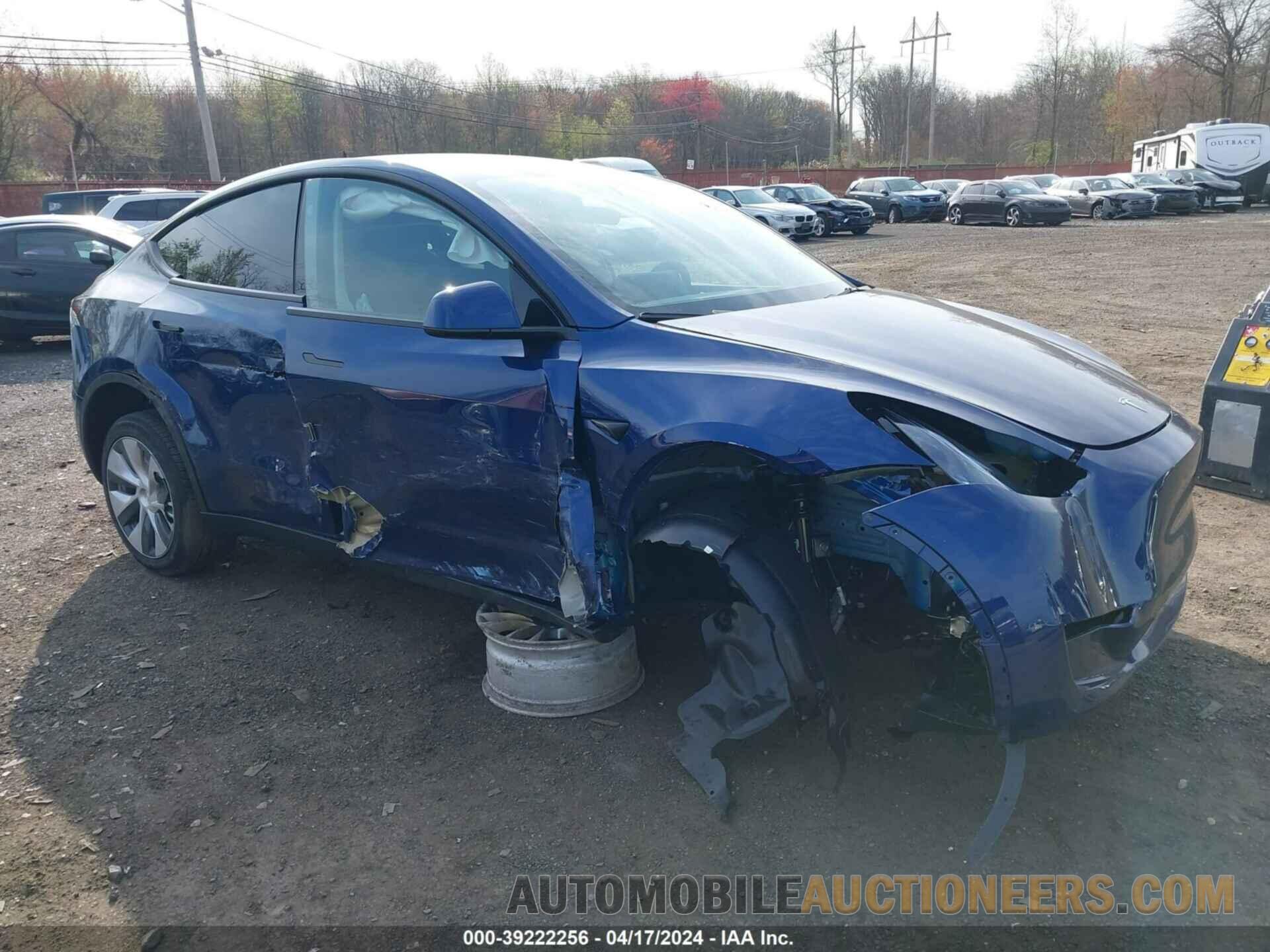 7SAYGDEE7RF033265 TESLA MODEL Y 2024