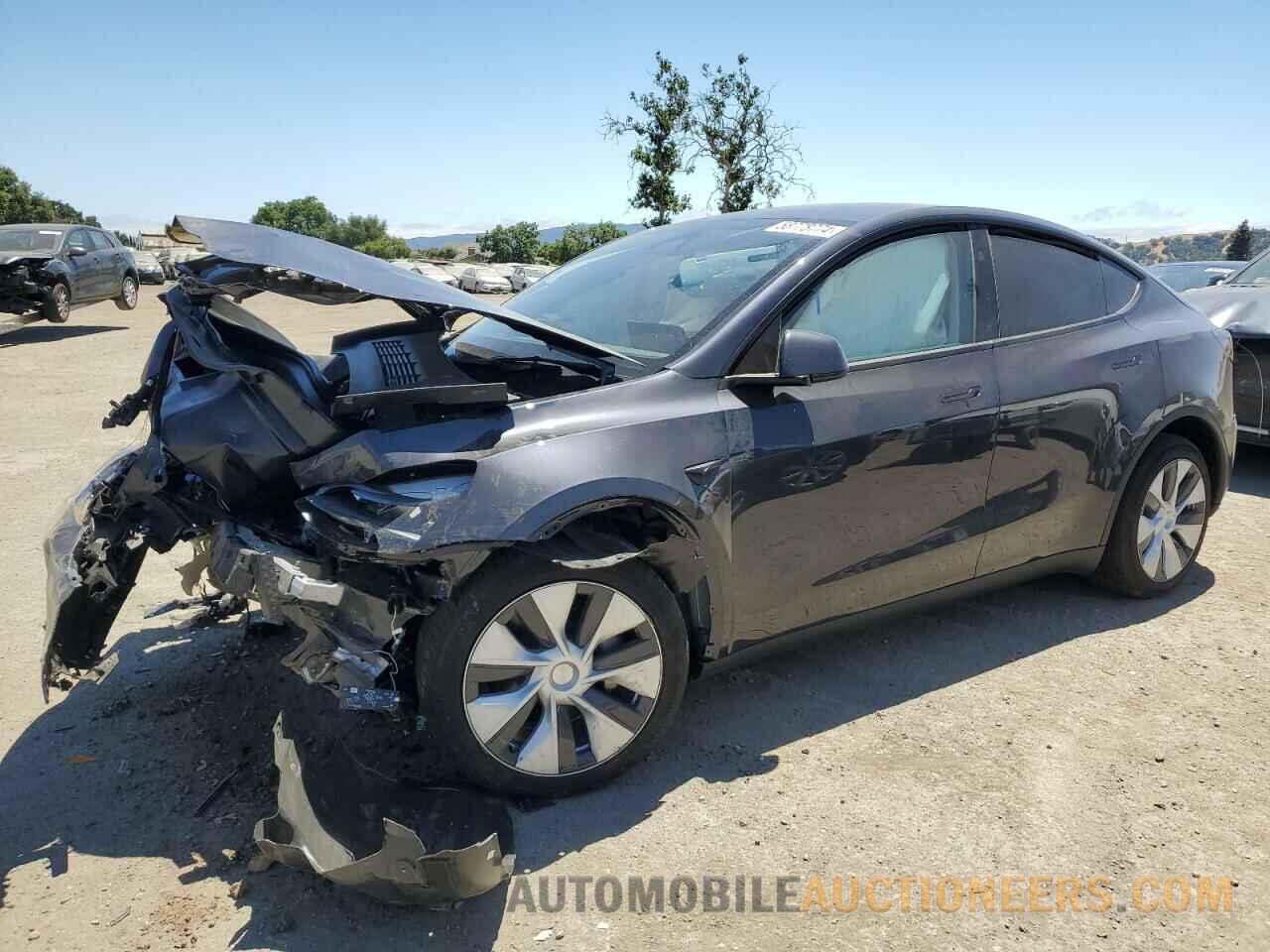 7SAYGDEE7RF069926 TESLA MODEL Y 2024