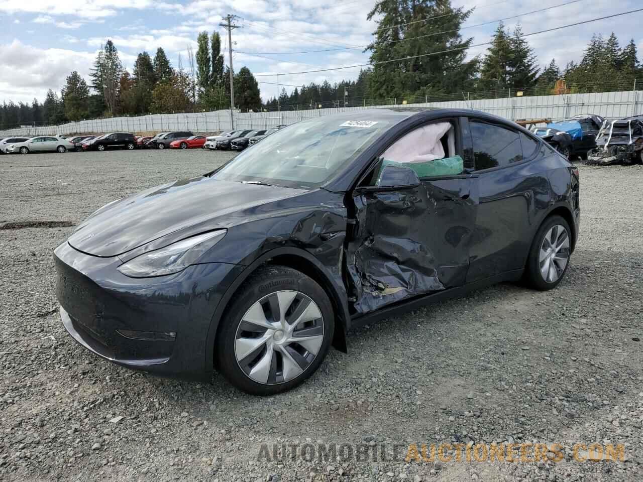 7SAYGDEE7RF088430 TESLA MODEL Y 2024