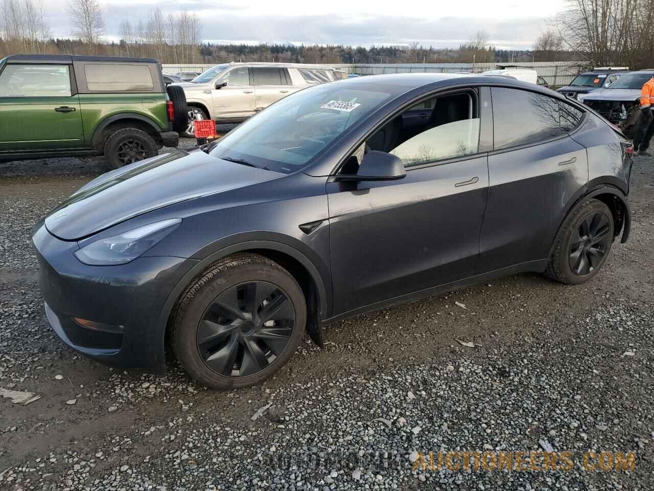 7SAYGDEE7RF164261 TESLA MODEL Y 2024