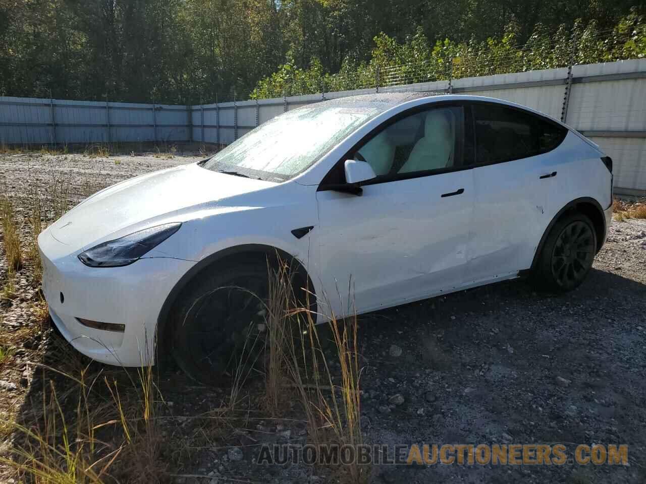 7SAYGDEE7RF993704 TESLA MODEL Y 2024