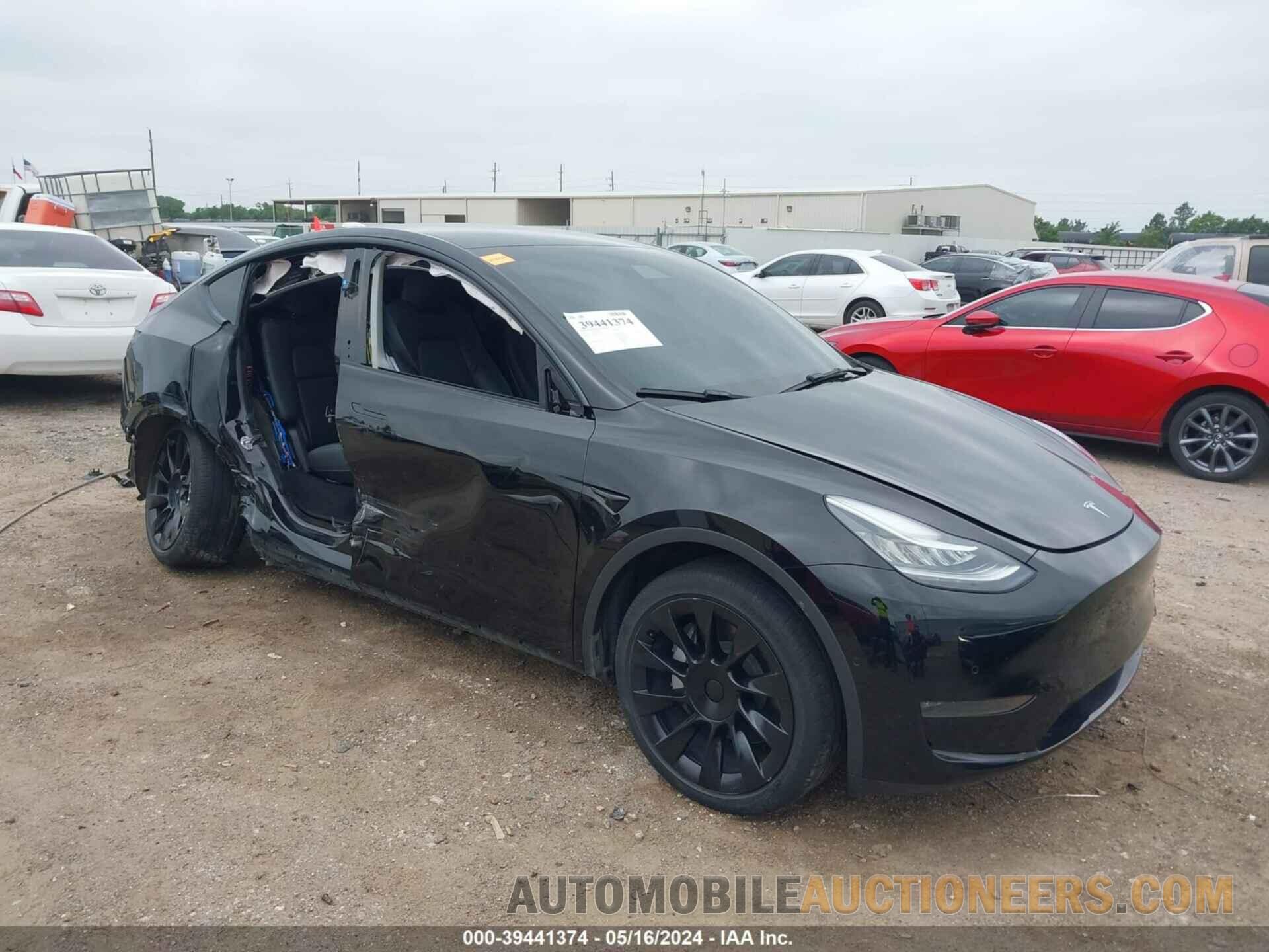 7SAYGDEE8NA003084 TESLA MODEL Y 2022