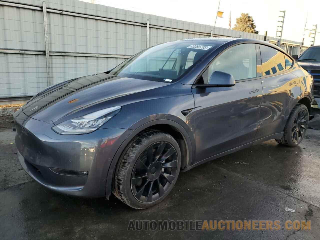 7SAYGDEE8NF370733 TESLA MODEL Y 2022