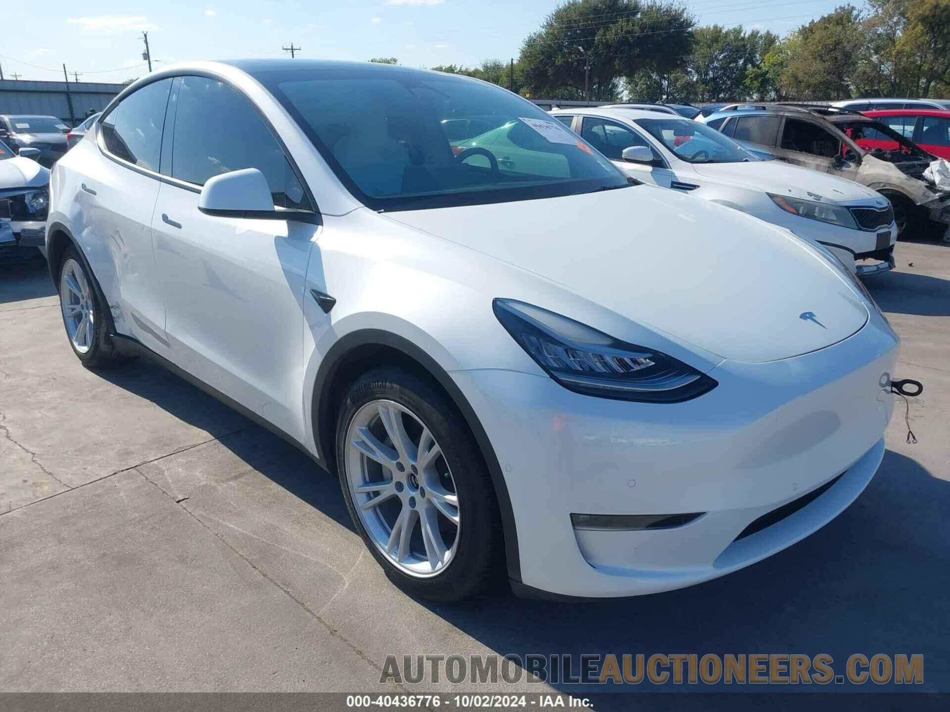 7SAYGDEE8NF442241 TESLA MODEL Y 2022